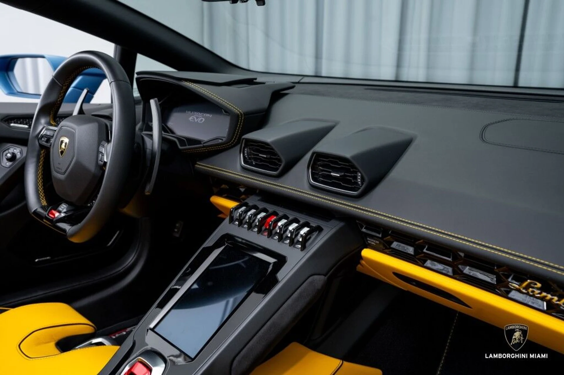 mph042_712892304_c0f28d88f935941ed2e2cbeb644d2c17_455e13a948