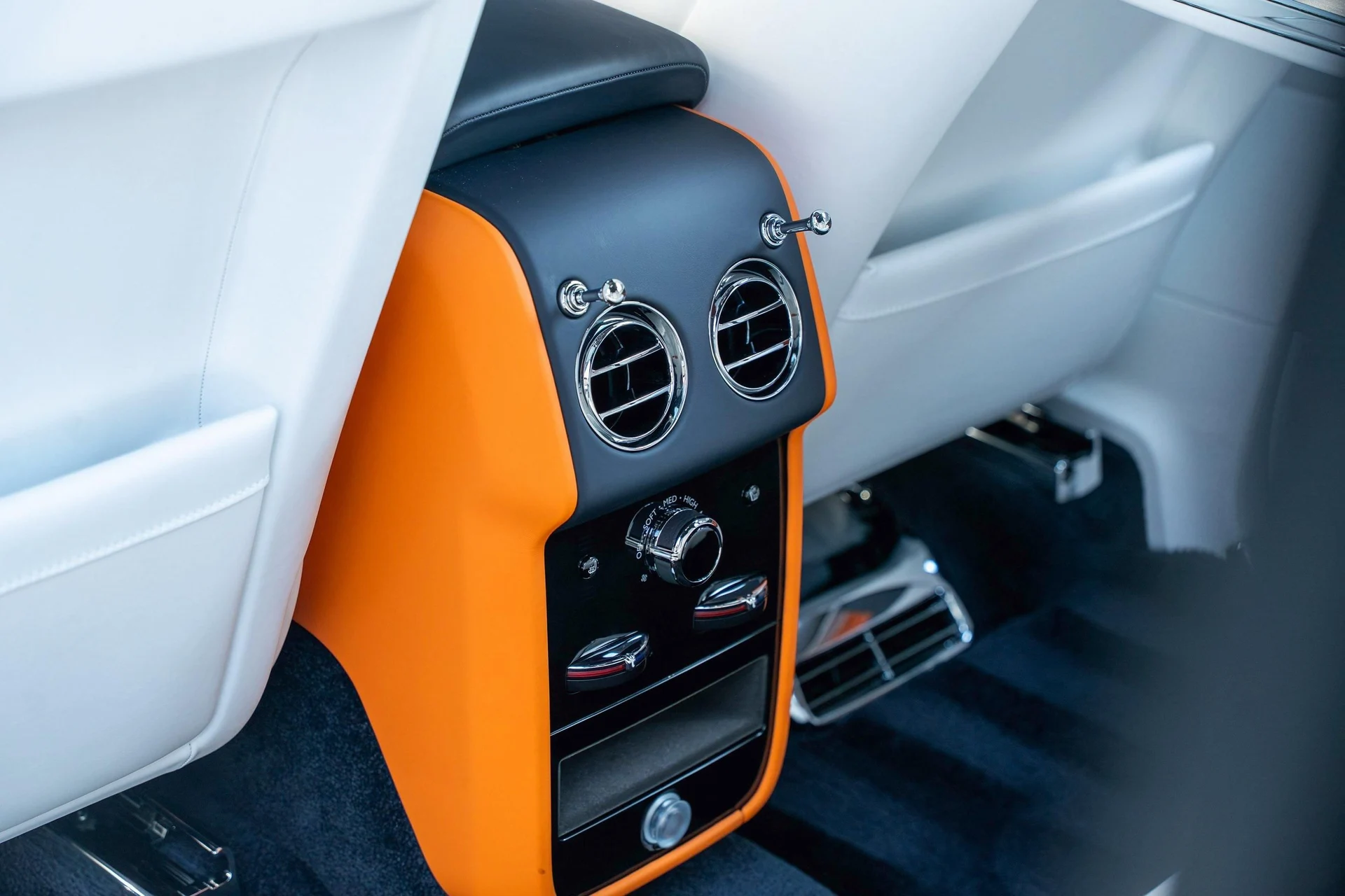 mph042_72036474_465211304_695cc3a78f3ee920bf5187d7_7a863aa79a