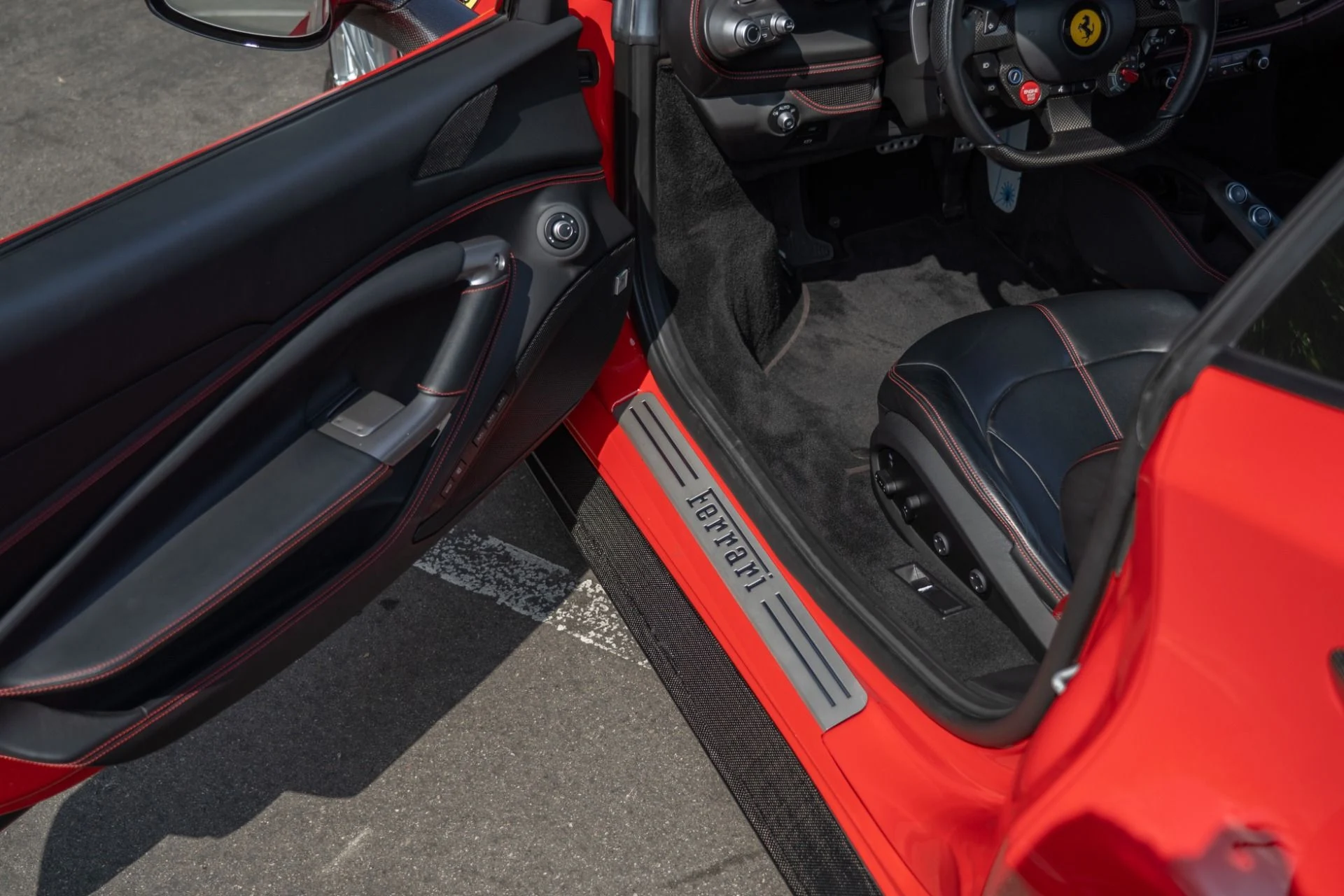 mph042_726273513_Used_2020_Ferrari_F8_Tributo_1759967569_d6253a07c8