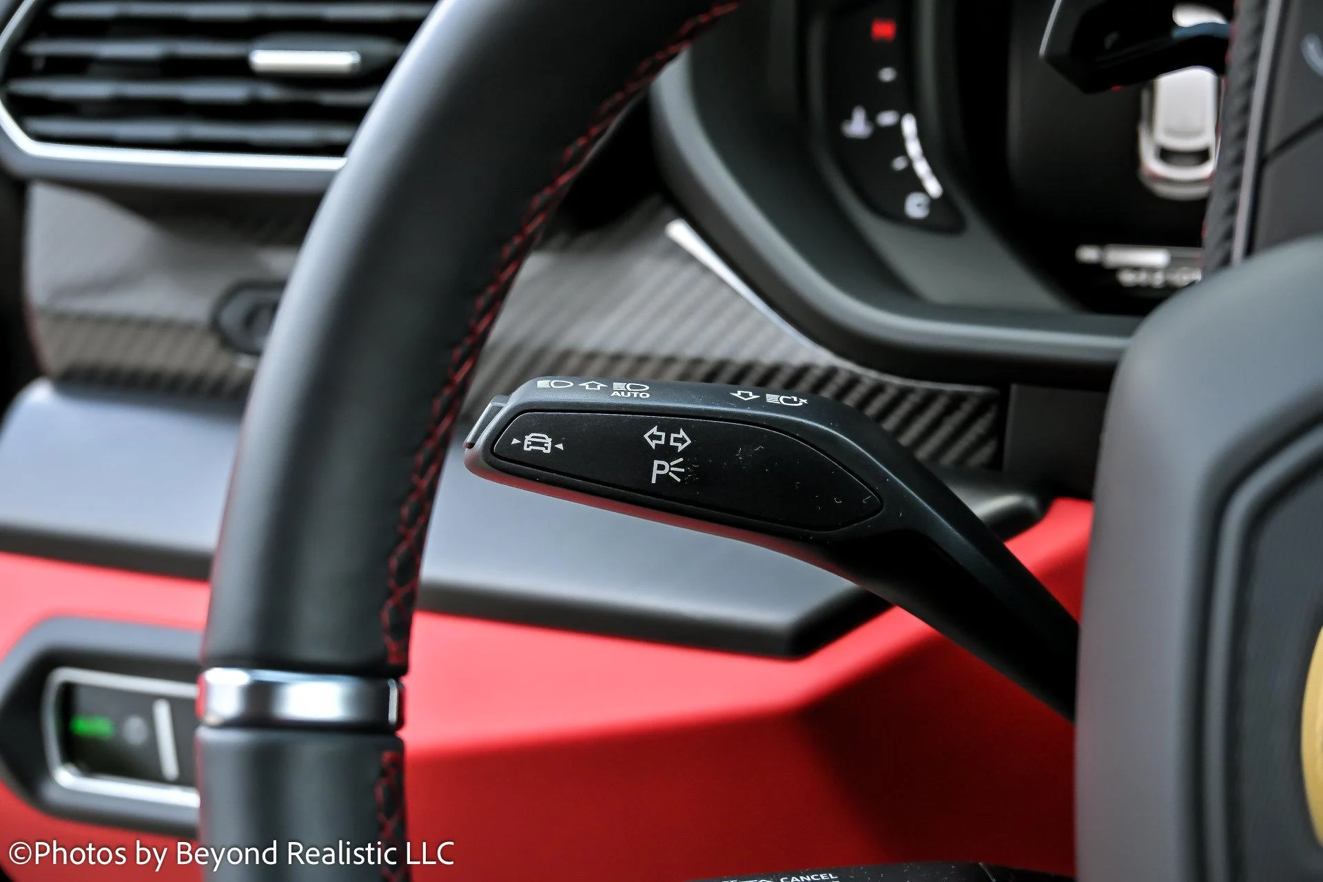 mph042_729553423_Used_2022_Lamborghini_Urus_1753948951_5883a8fabb