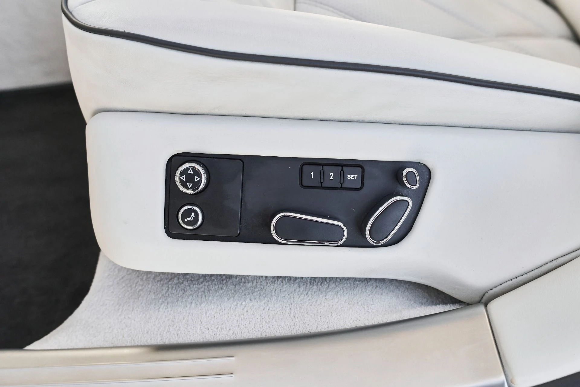 mph042_733762122_Used_2012_Bentley_Continental_Flying_Spur_1765853814_3877d806fe