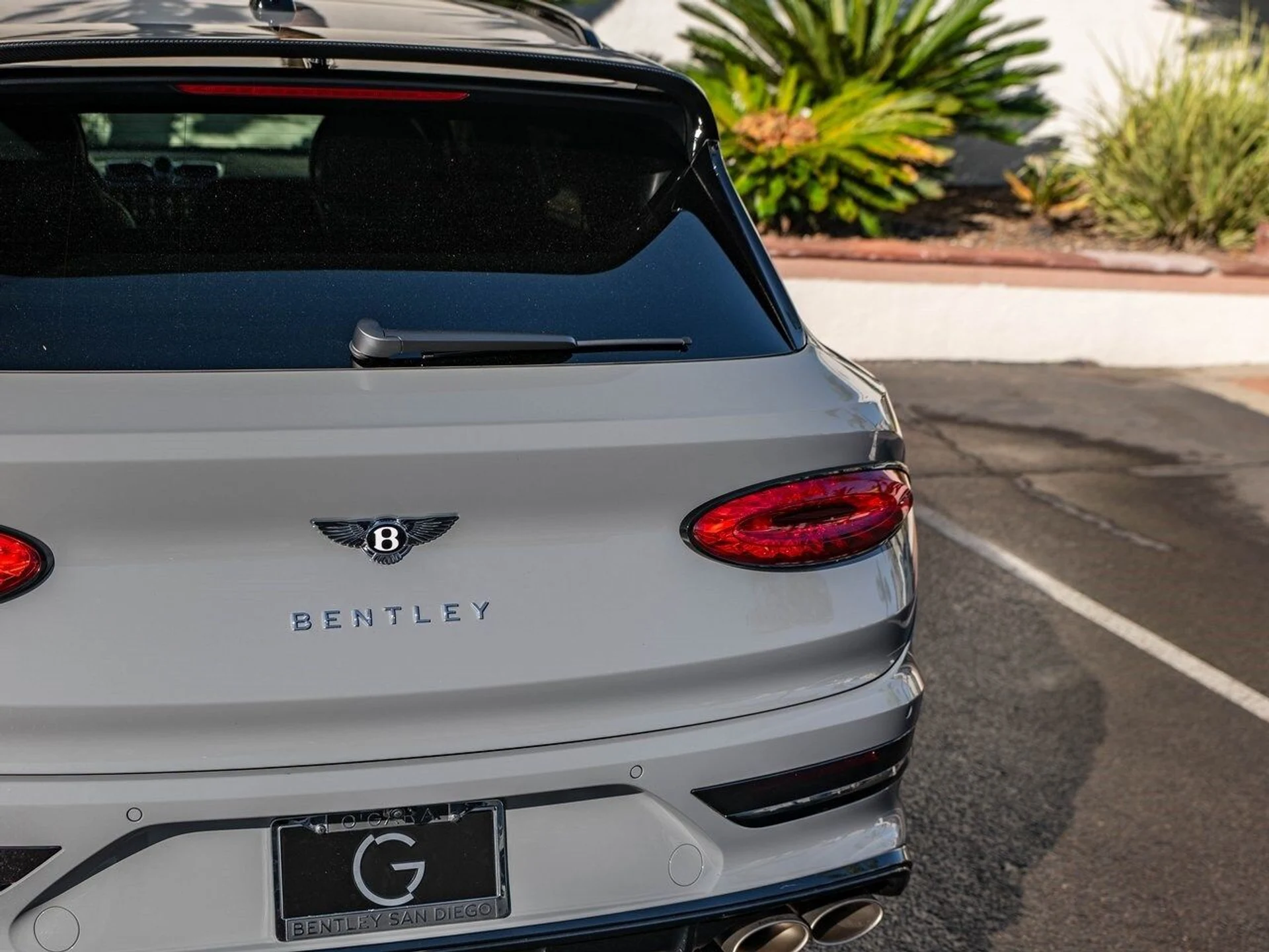 mph042_735051151_f3953d0c27f18a3b85de98c4a60d64d3x_6f6ab79b61