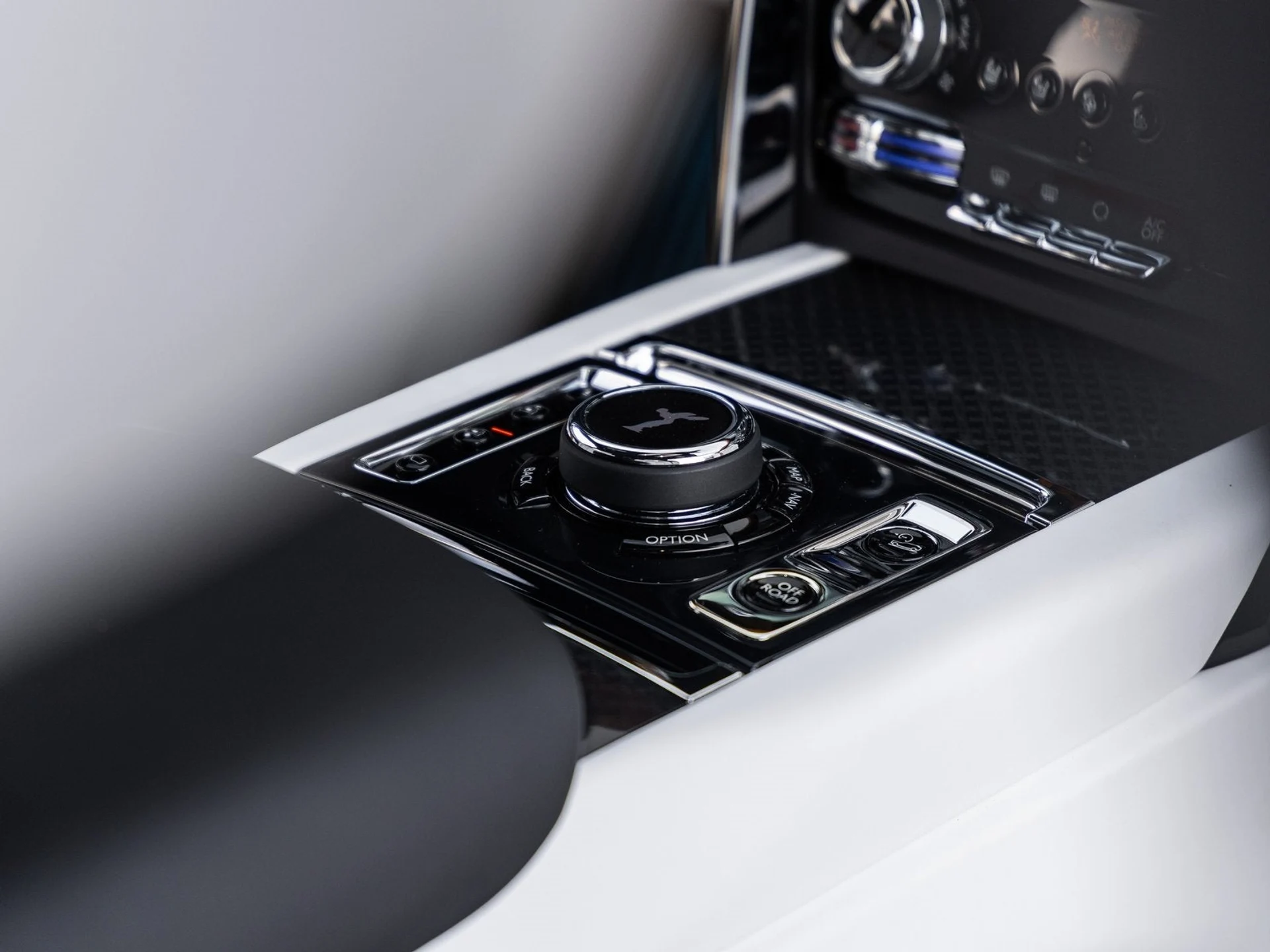 mph042_743084861_43_27a5ca219f