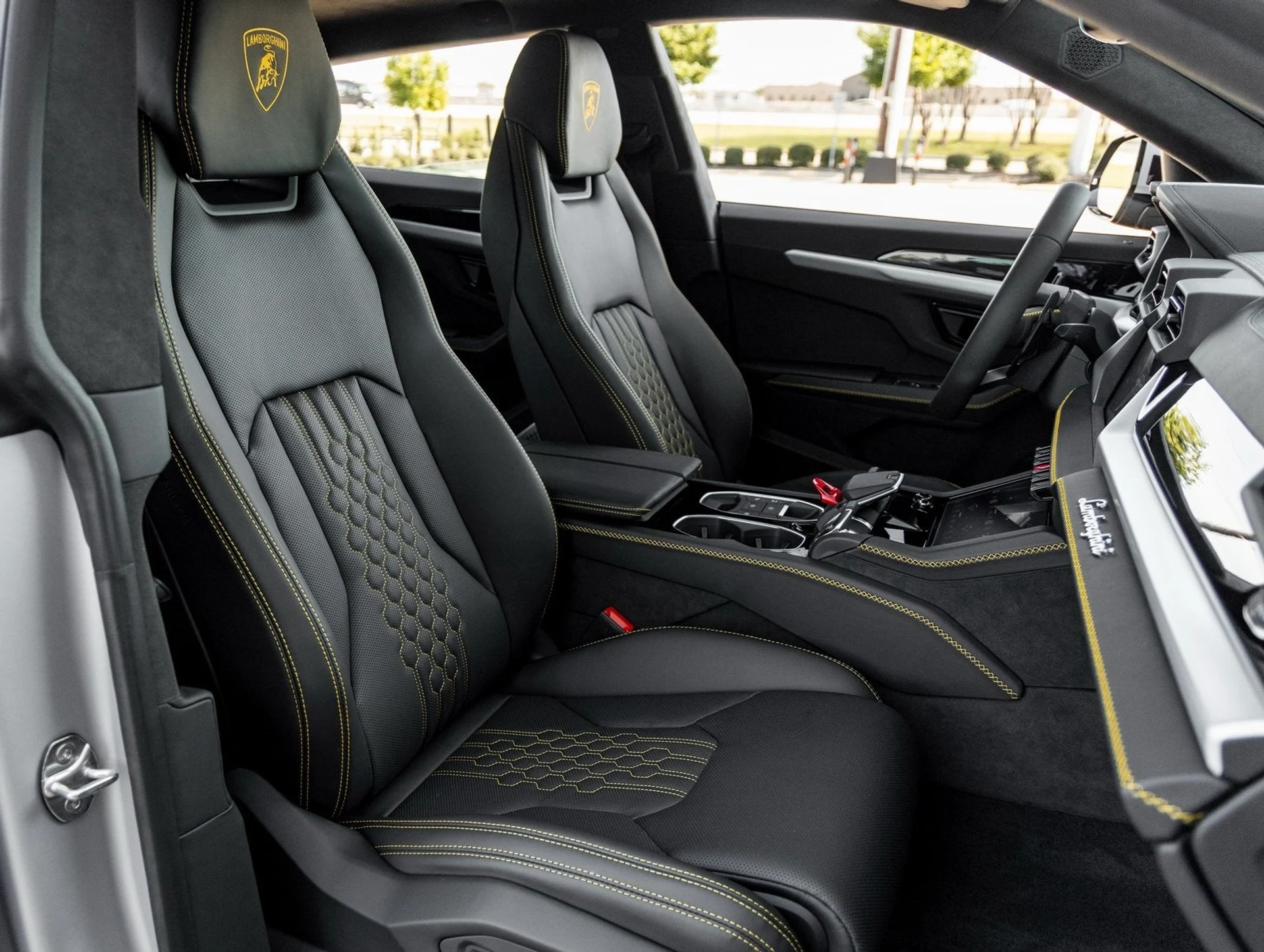 mph042_752957433_43_9729f70f7a