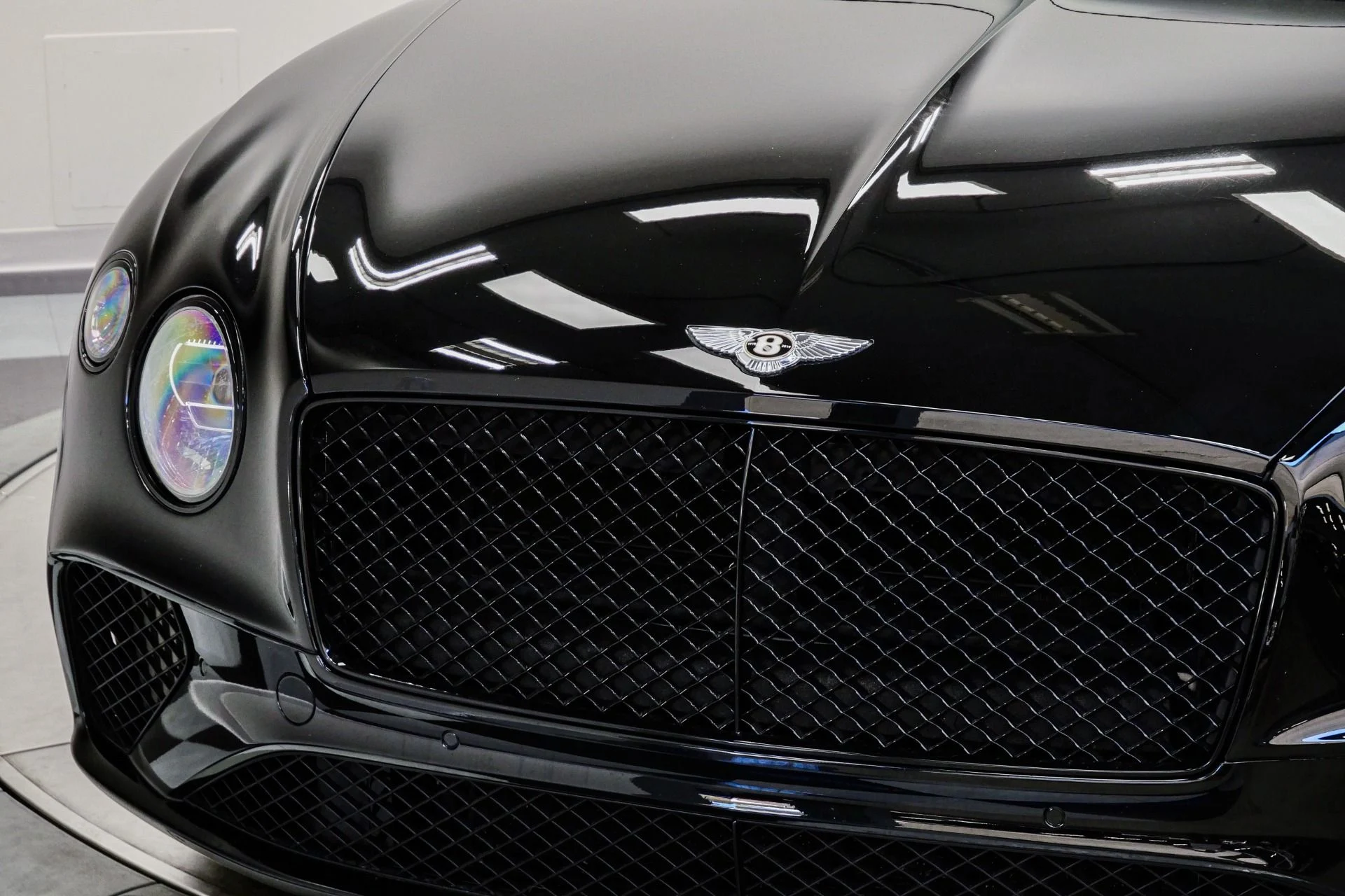 mph042_758476917_Used_2020_Bentley_Continental_GTC_V8_Blackline_Specification_Front_Seat_Comfort_Specification_1768247272_0b3b7291de