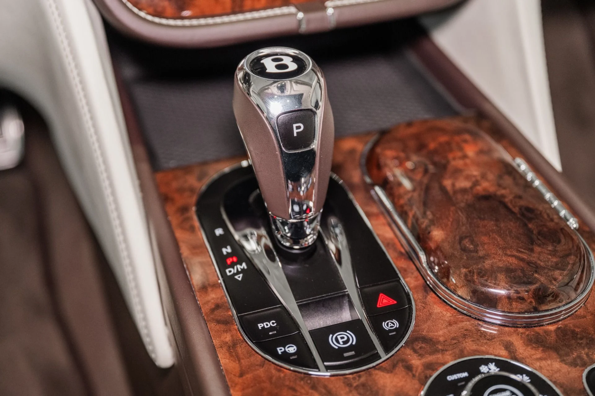 mph042_768867349_Used_2017_Bentley_Bentayga_W12_1791218079_8050d3f0c9