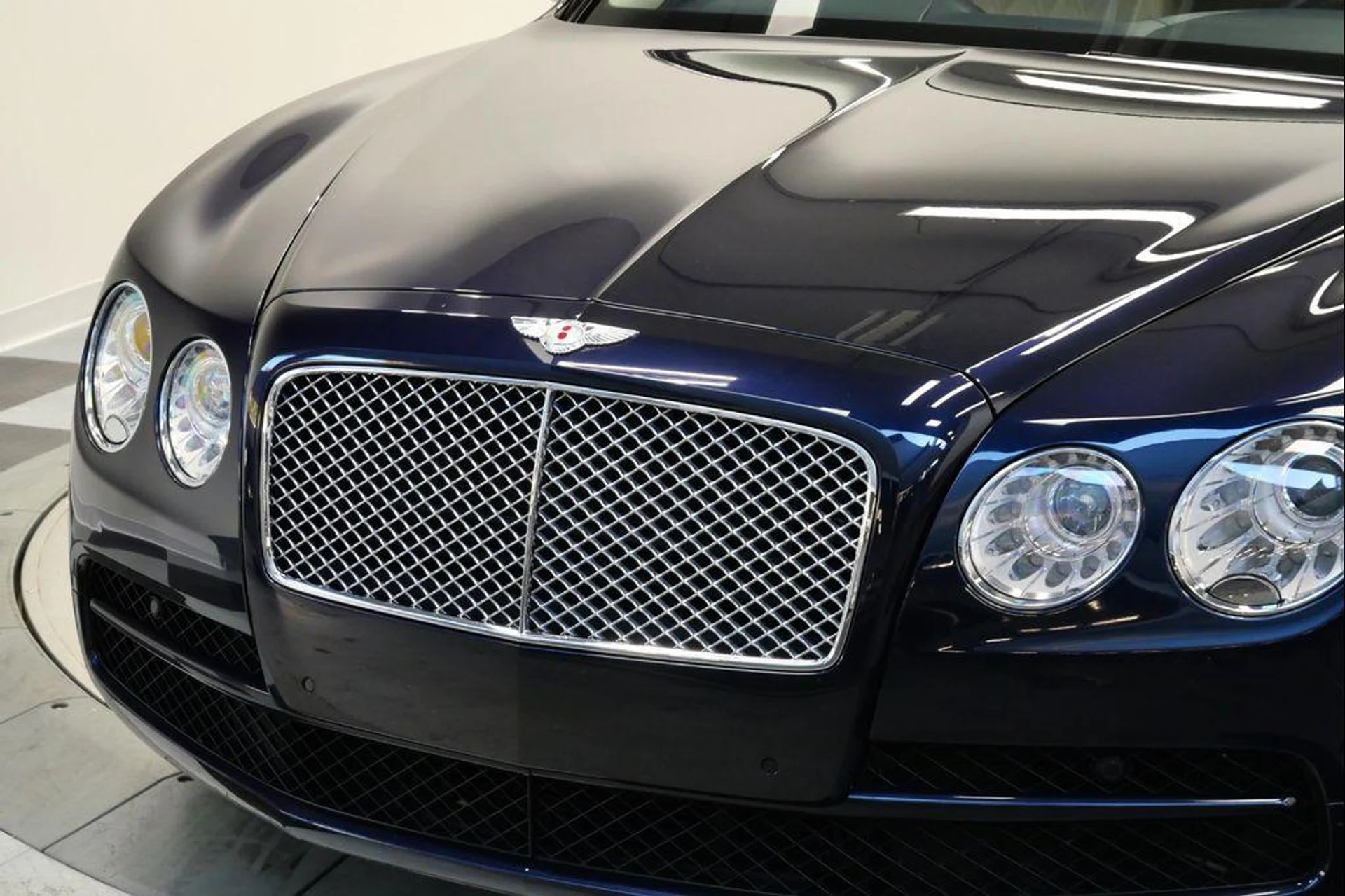 mph042_775180589_fn_N_Gs_Yfb7_X_Ro1_Rpk_TN_cv8_Yhgb_E_78a00eb669