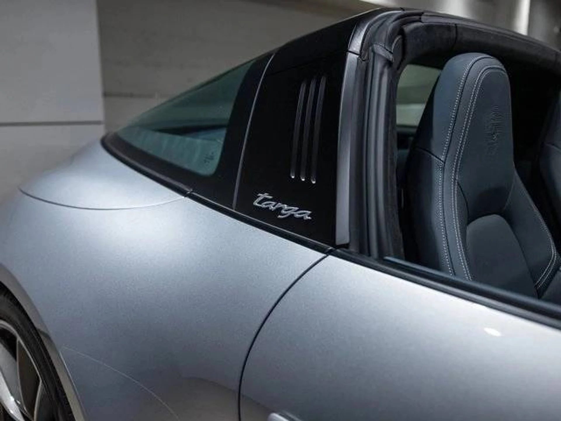 mph042_779395151_43_3b17ecf682