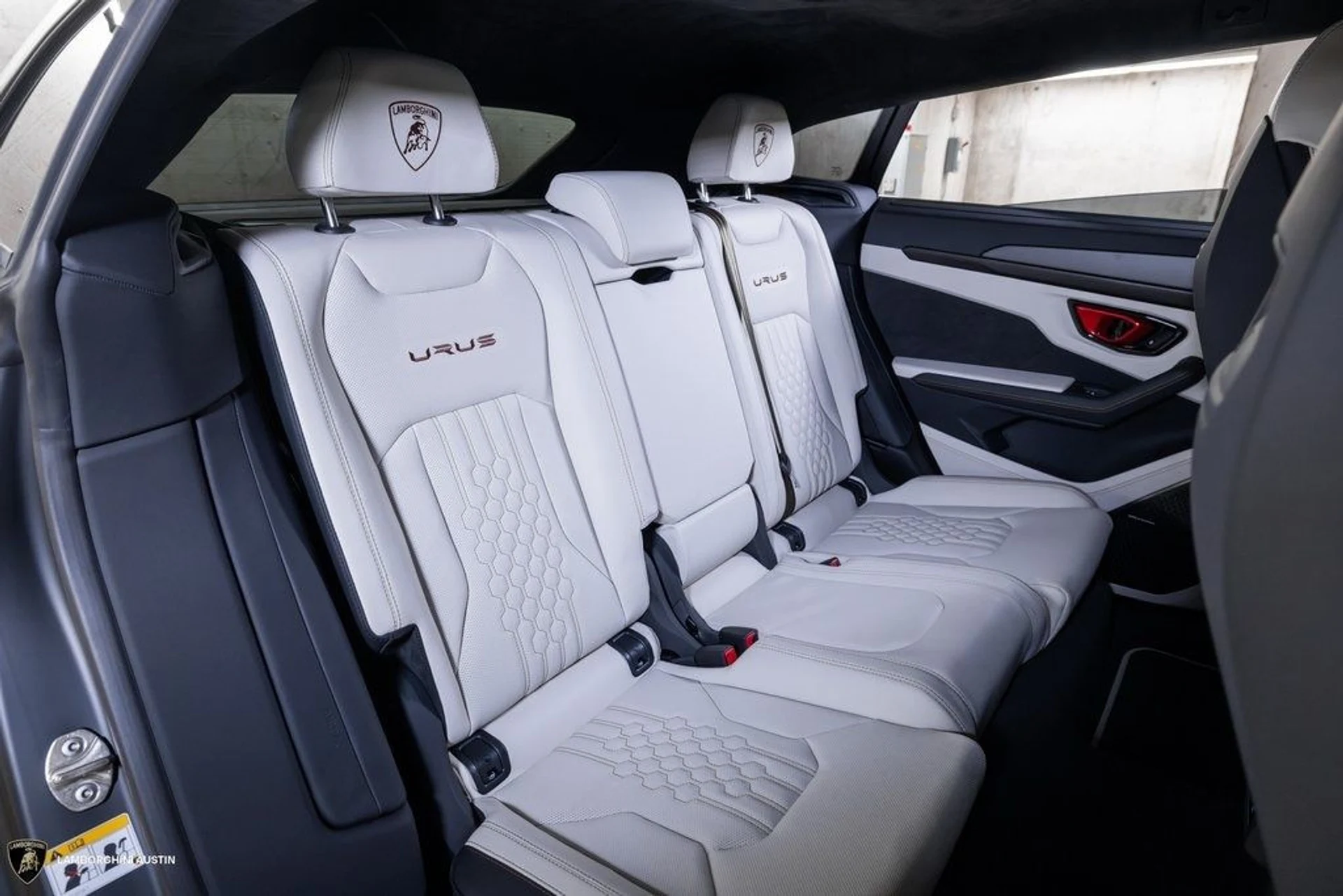 mph042_795602841_9c60c403828c1e1600f86816f25a4f52x_b68a9bdd55