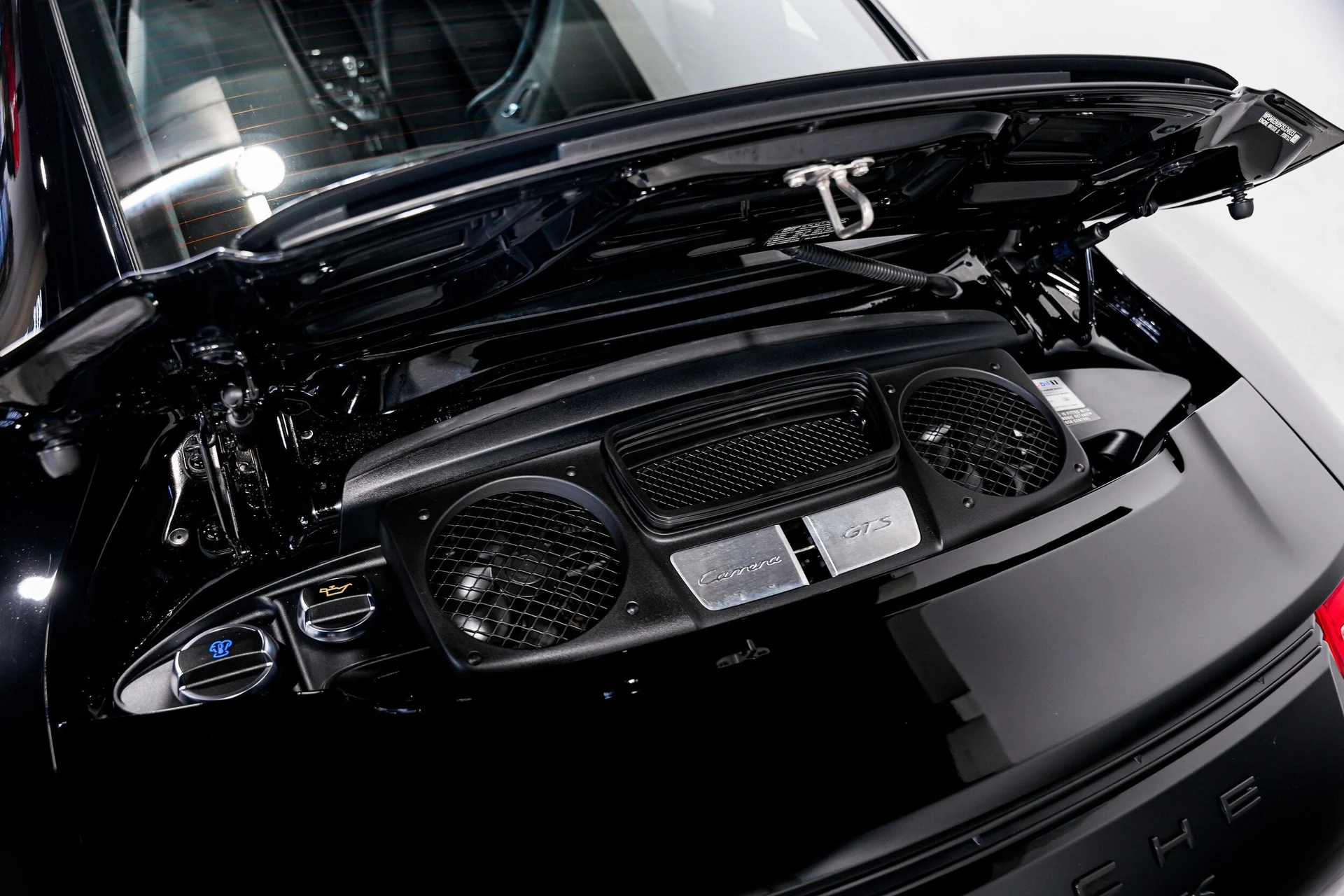 mph042_798592339_fb9bd748fb48ea0bd68a3cd417c14055x_c0cba8e4b1