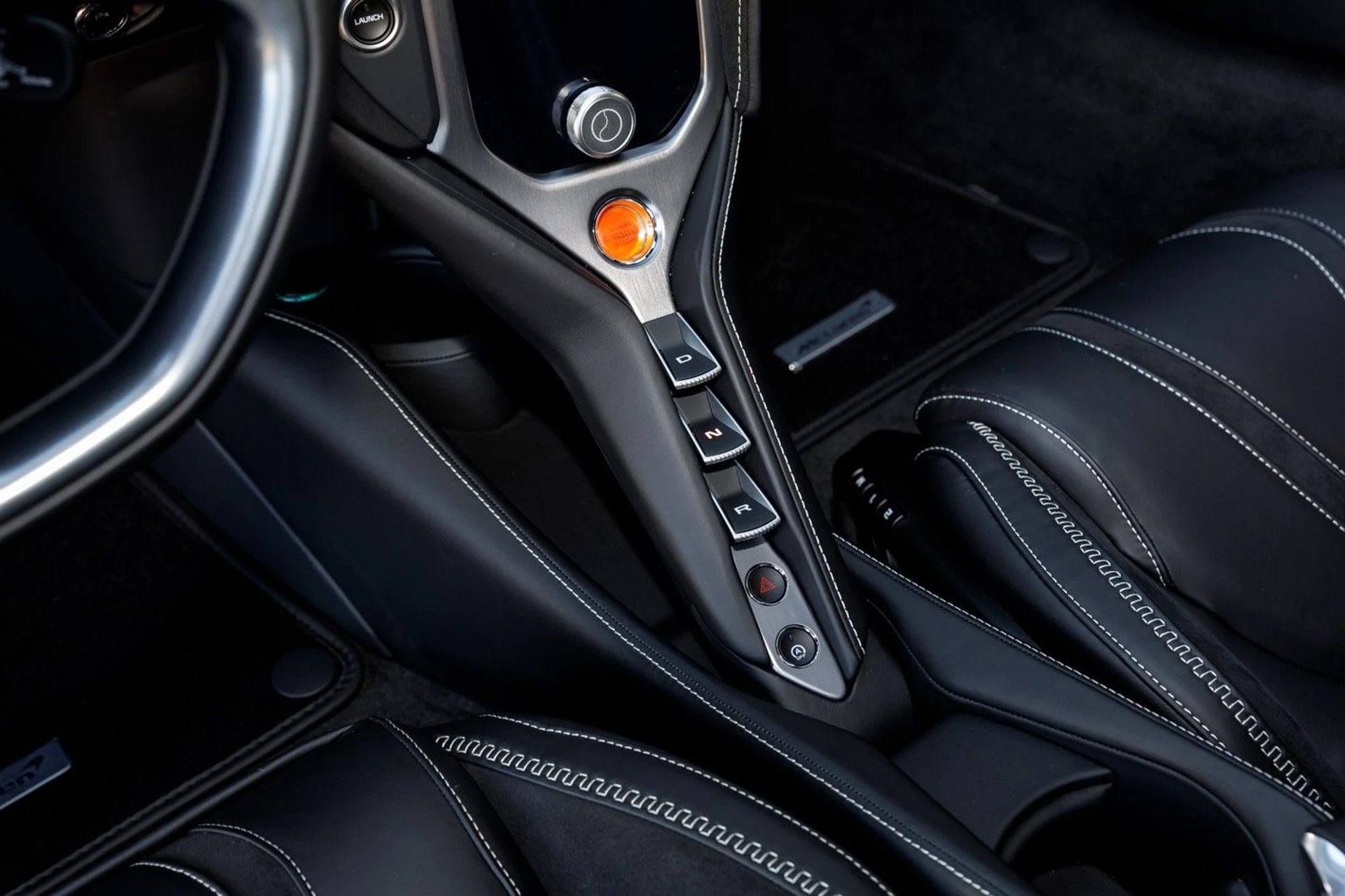 mph042_798825339_676_p43_l_3537120c02