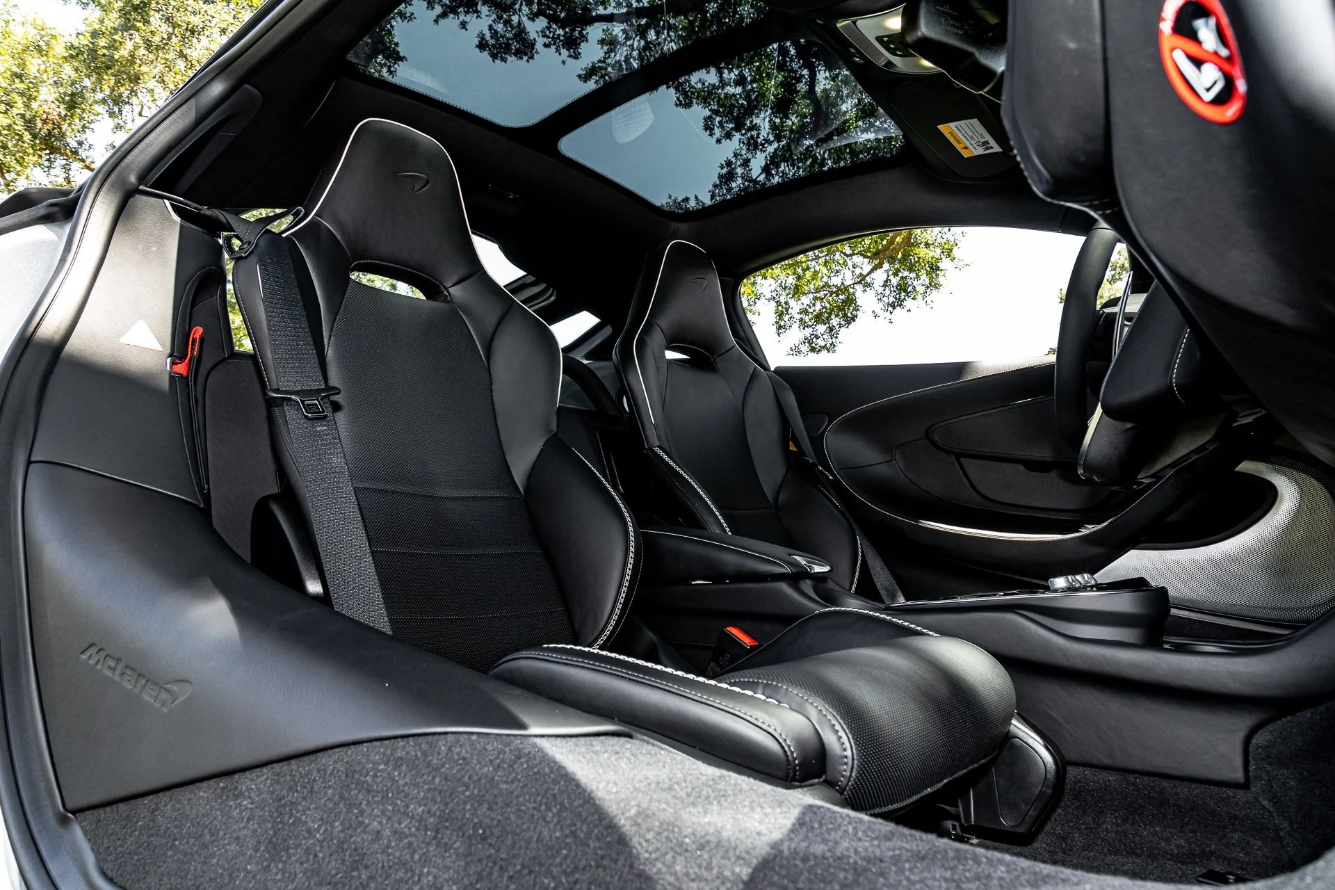 mph042_799824519_137_p43_l_1e1f513f77