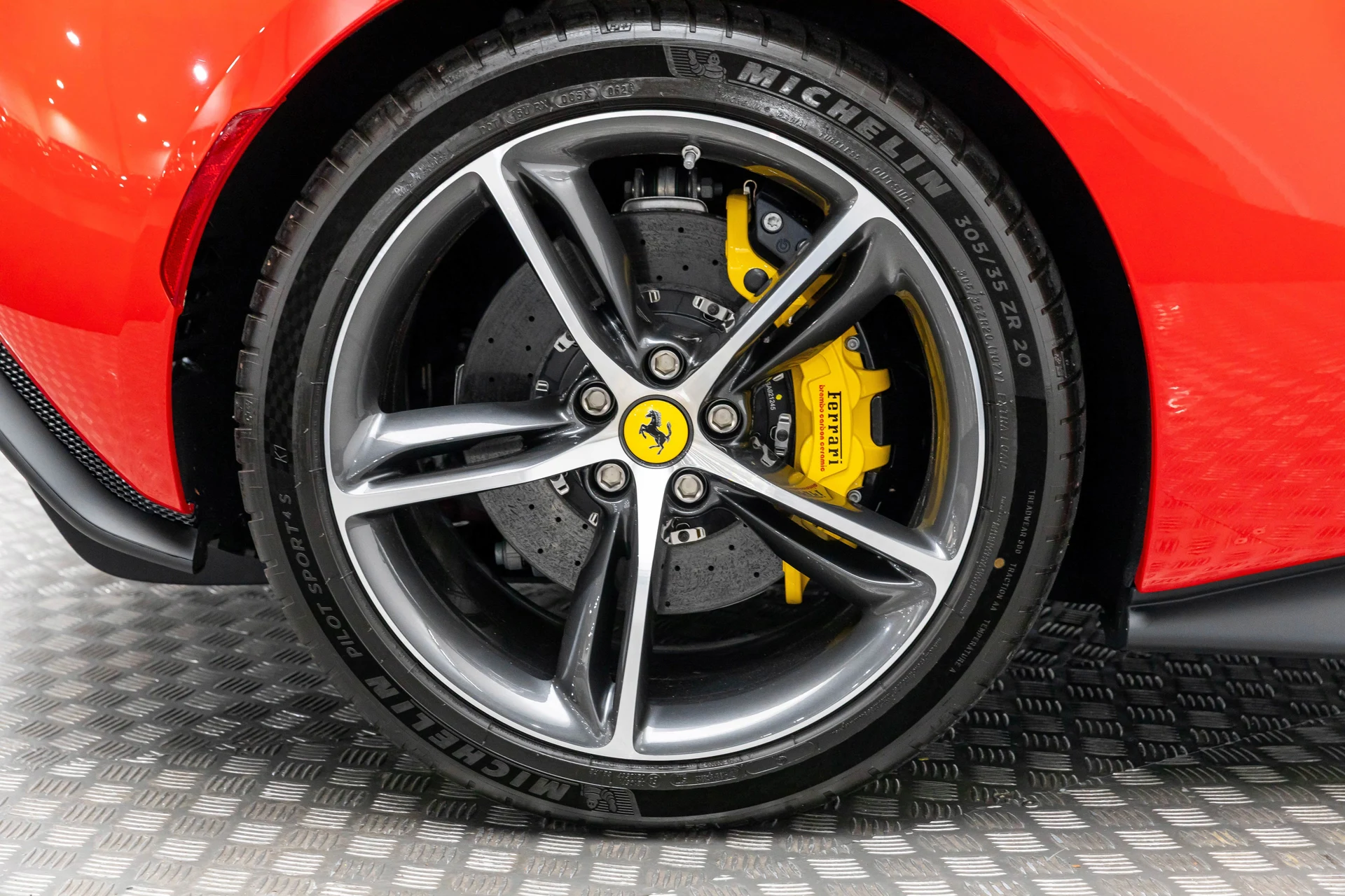 mph042_803581207_9005109b7a3c4cb39dff7c1523449aa2_1473181f40