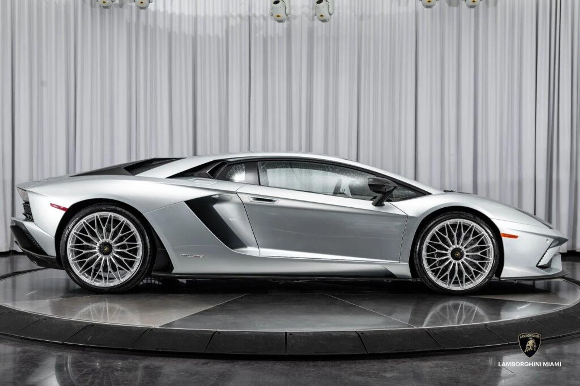 mph042_810427011_55d7bb5c32e426153e496843dc7f91c7_51007b4c67