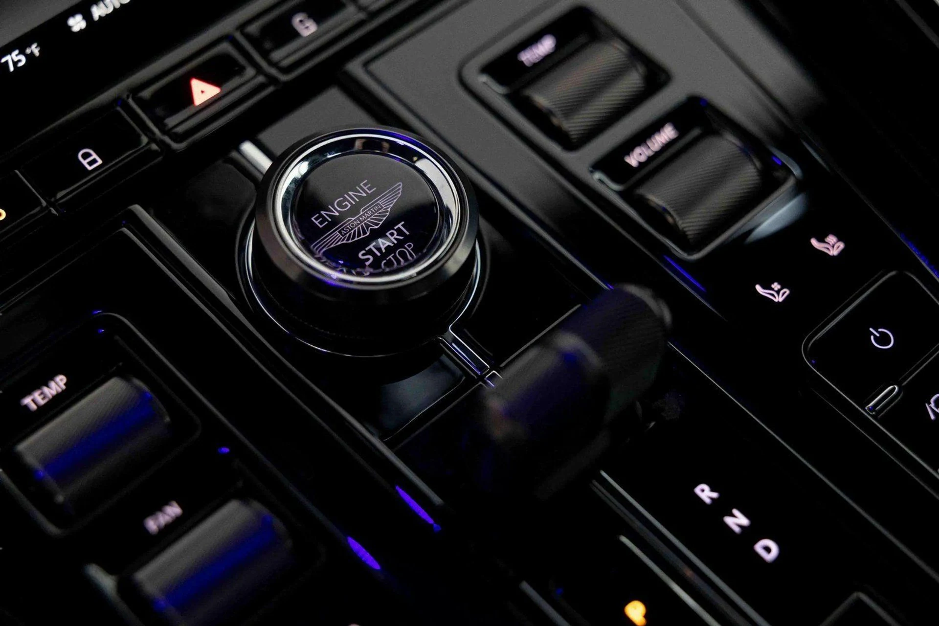 mph042_814216030_061f4bbf_04ef_4c8f_bb69_70dfb2356d25_0a73e9ab16