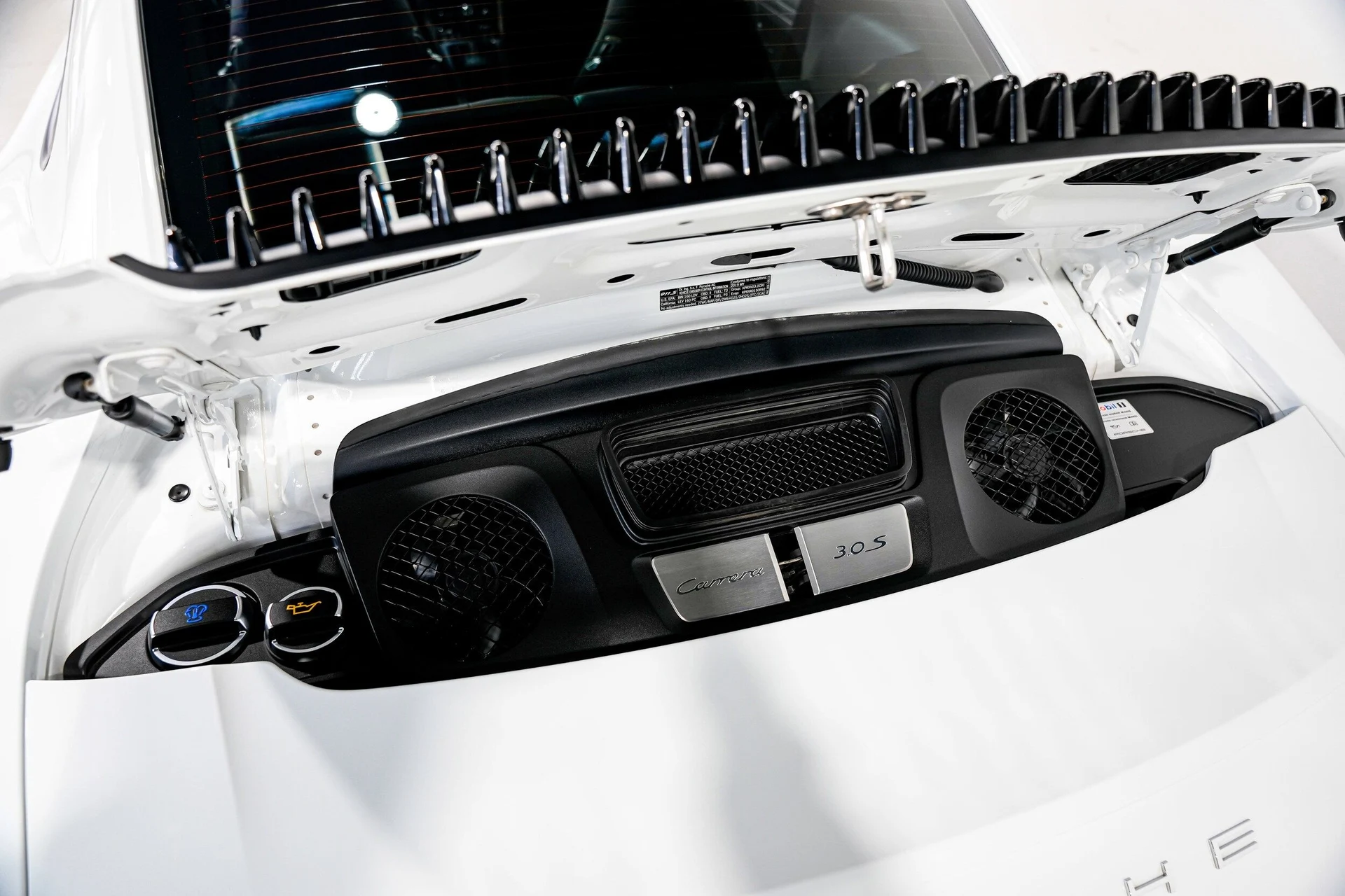 mph042_816987150_1837a0be961f73f740a9b10e5386de78x_298a8cd734