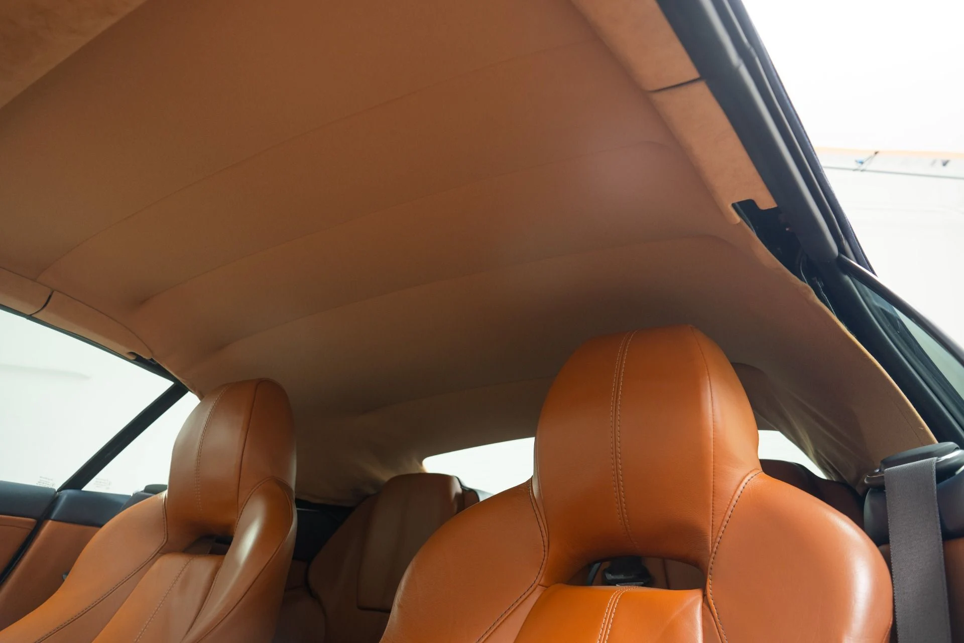 mph042_817958093_Used_2011_Aston_Martin_DB_9_Volante_Two_Tone_Interior_V12_Power_1780003094_5cc4e23f51