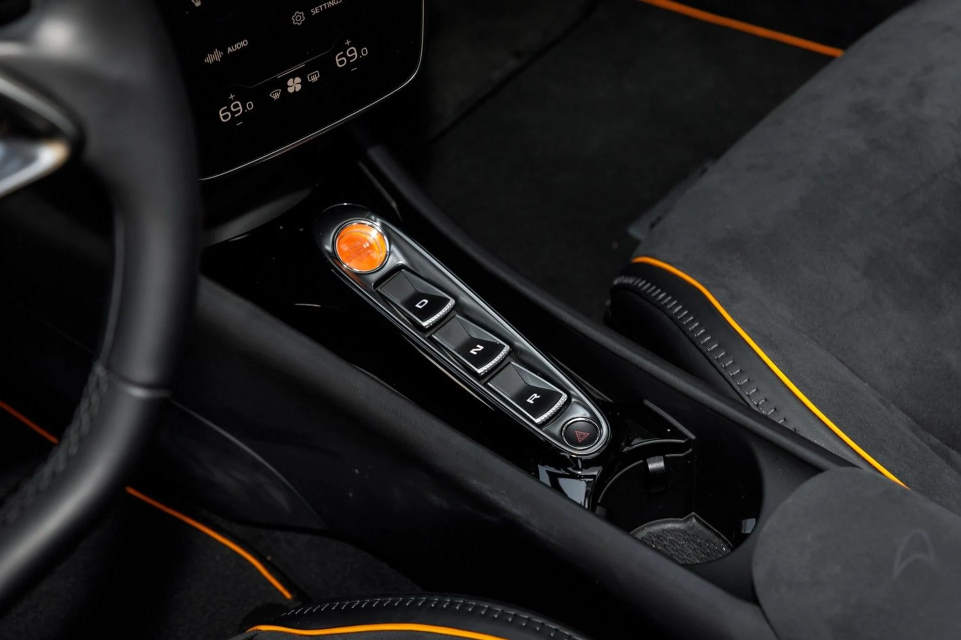 mph042_835632132_473_p43_l_37850a6fdb