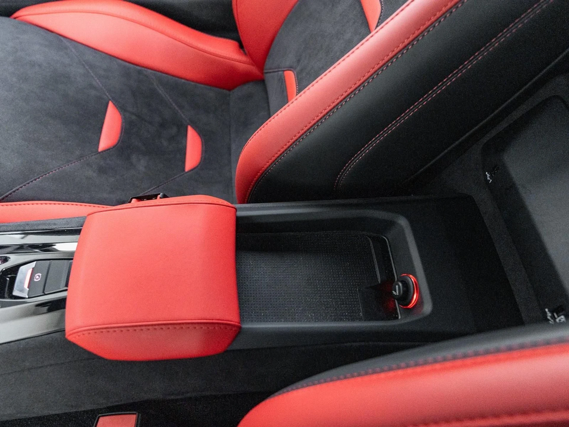 mph042_836239569_Used_2024_Lamborghini_Huracan_Tecnica_1766091989_8169c5a627