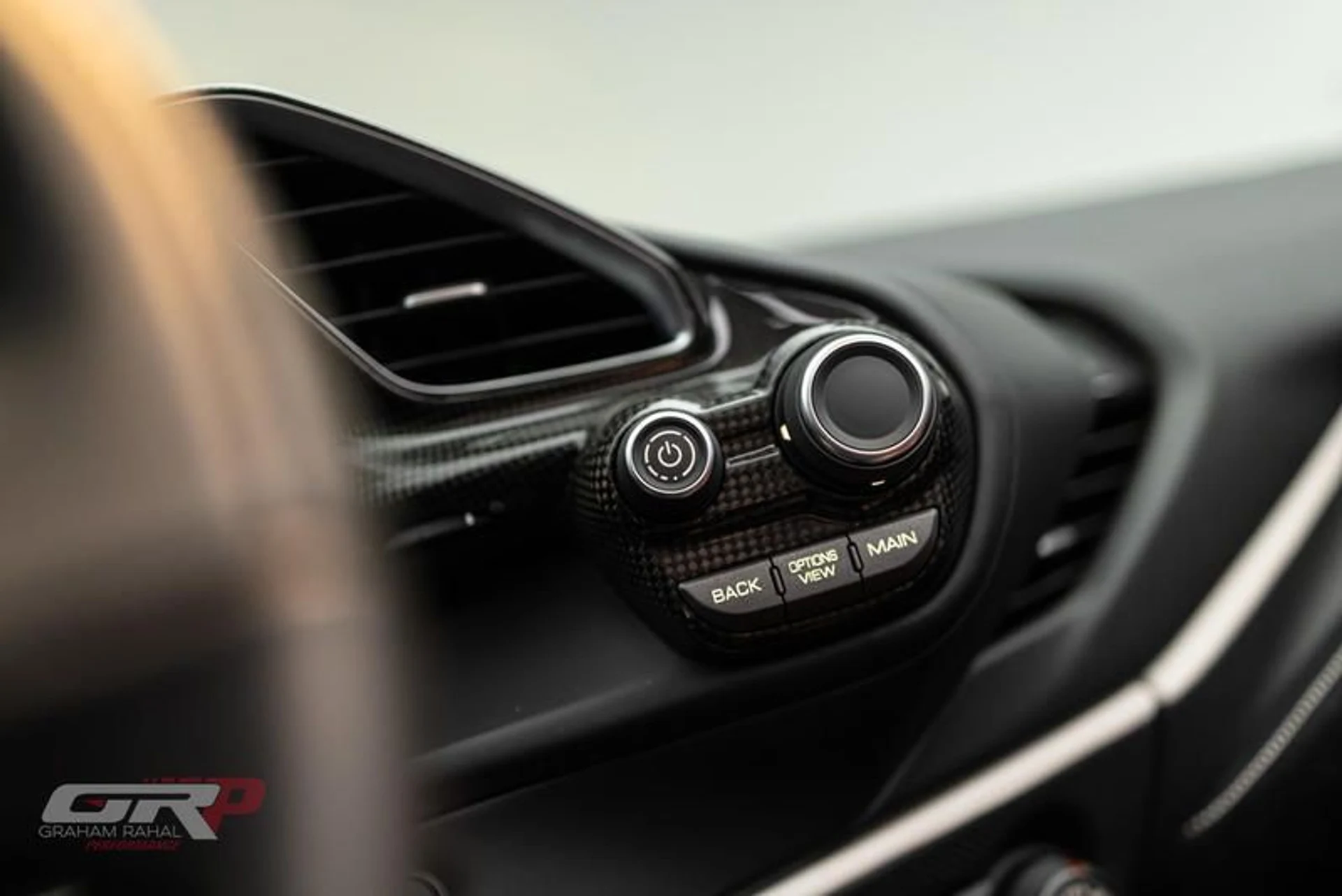 mph042_836808129_A3423_CEF_91_F5_4_FF_6_853_B_D70_CBA_441250_ed783d1696