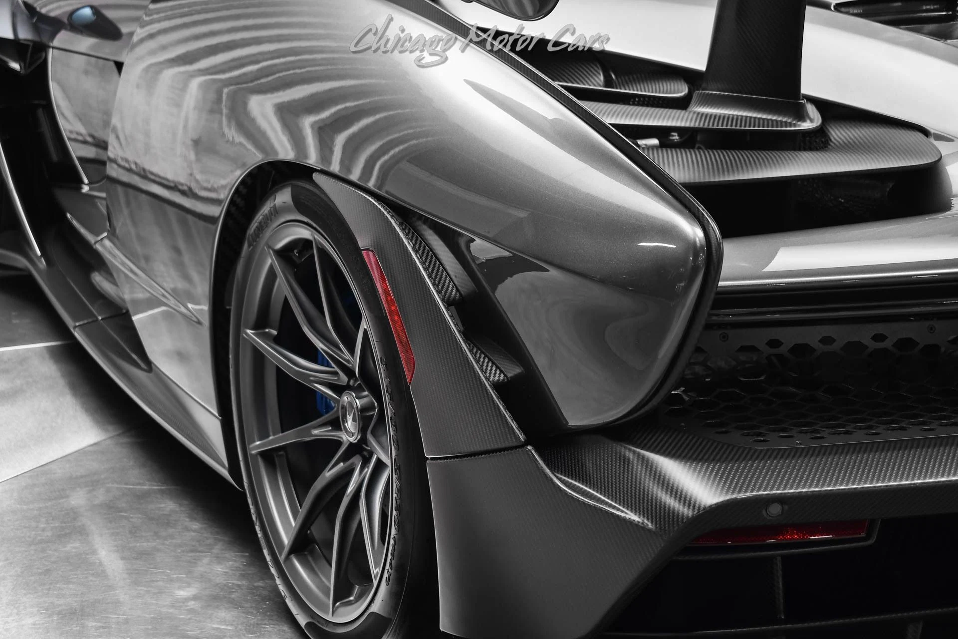 mph042_864180273_12200_p43_l_33261897e3