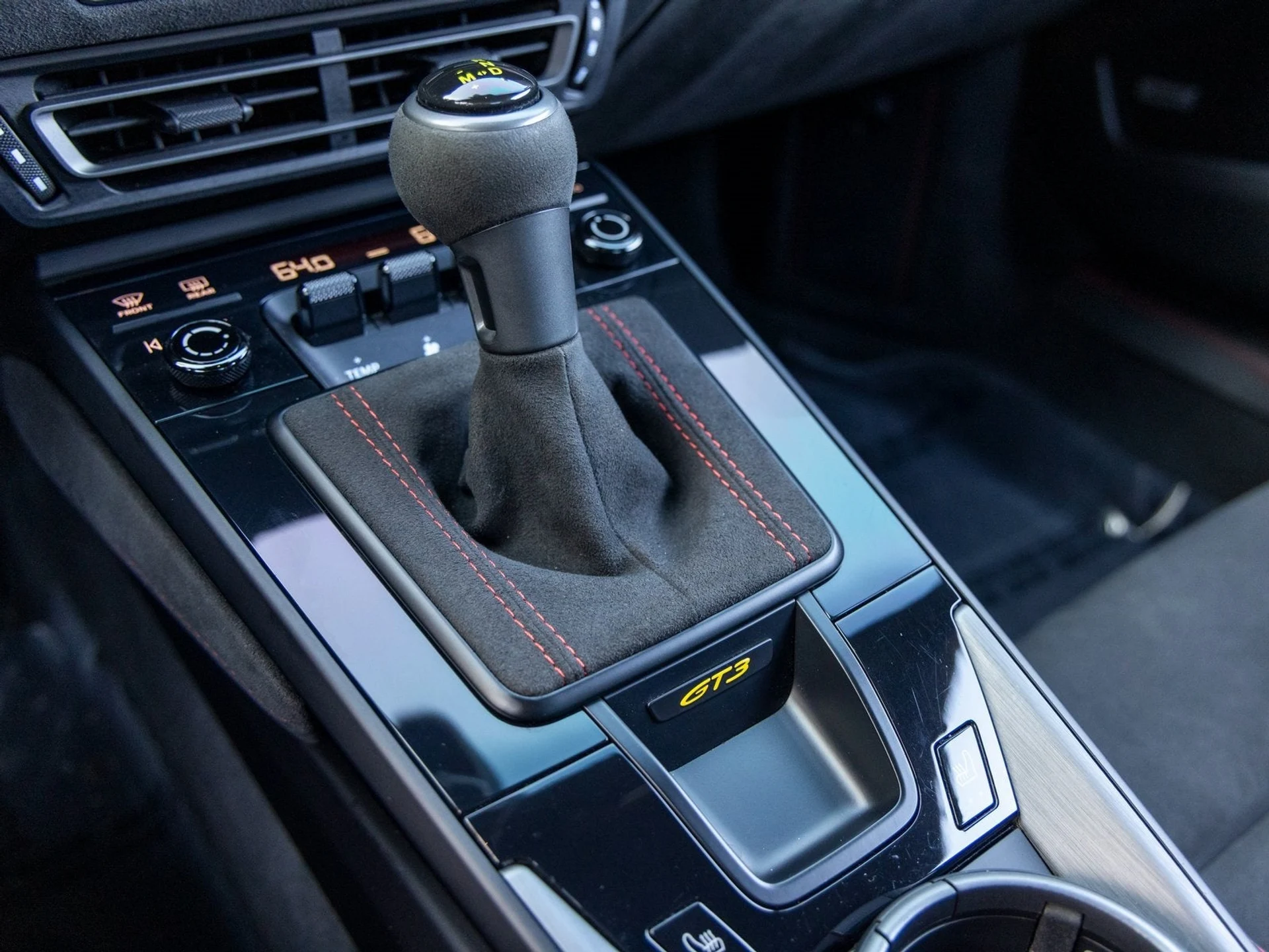 mph042_88248987_43_82da879184