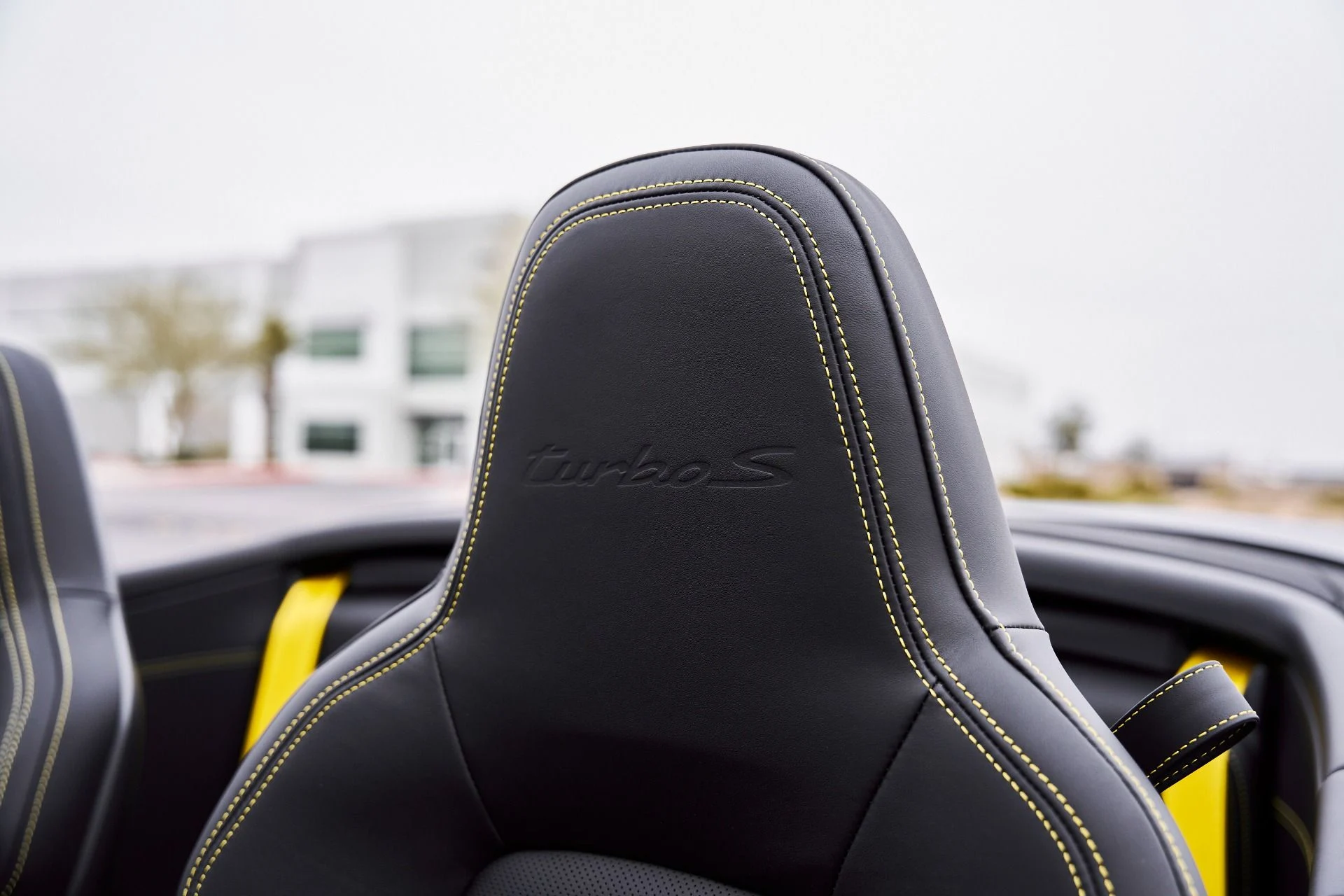 mph042_889021679_Used_2025_Porsche_911_Turbo_S_1770776366_f12ae41839