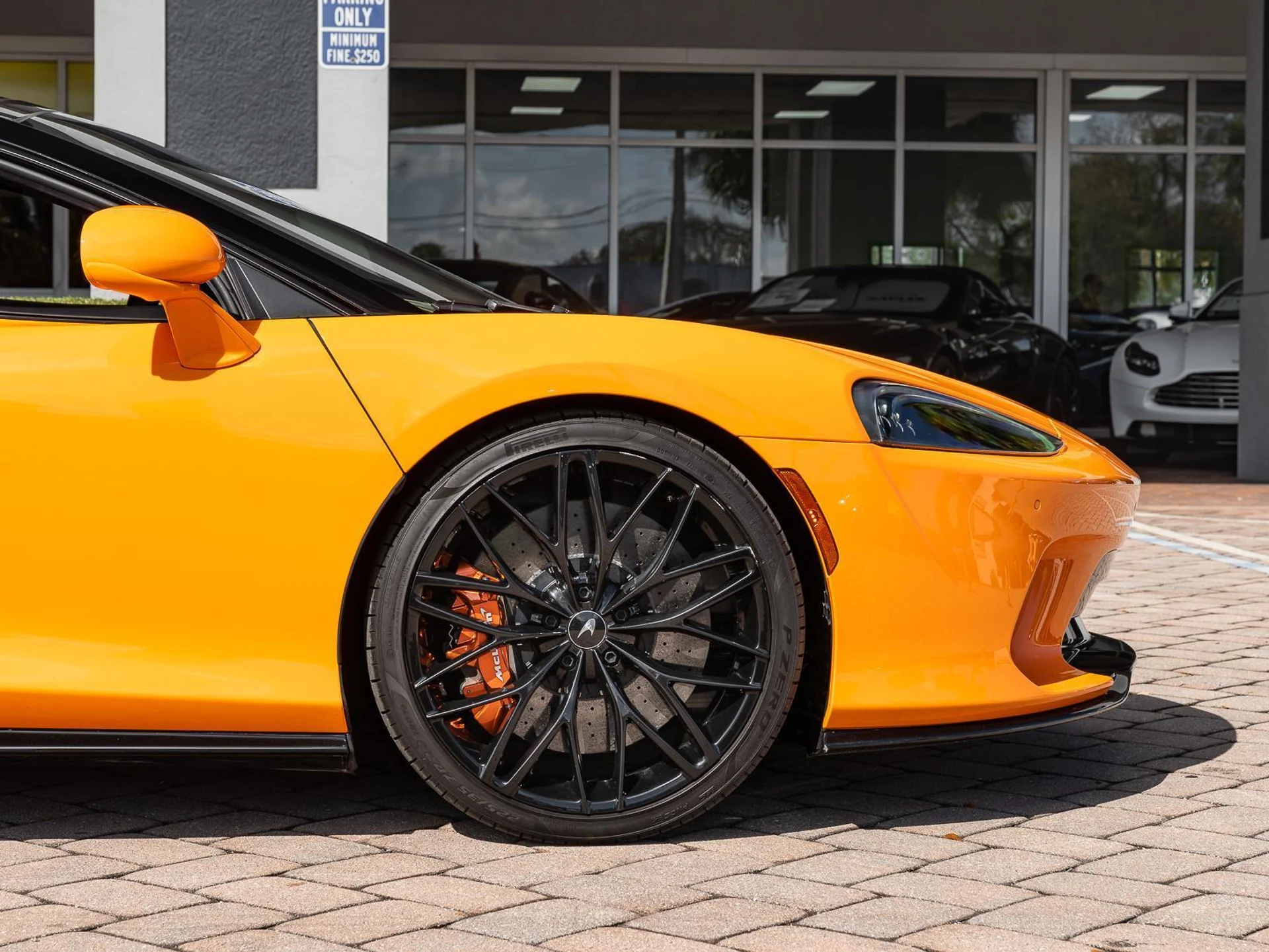 mph042_910692172_Used_2022_Mc_Laren_GT_1773176960_84543102a2