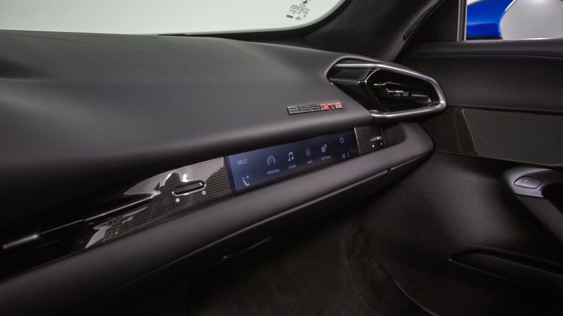 mph042_916961581_99b51b842e3946418b3e630078f26a10_80bc7f3704