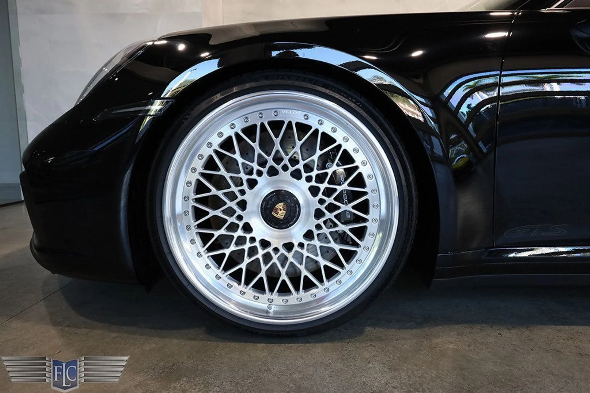mph042_922975484_used_2024_porsche_911_carreragtscoupemanual_9689_22931180_43_1024_d9e5e8bd49