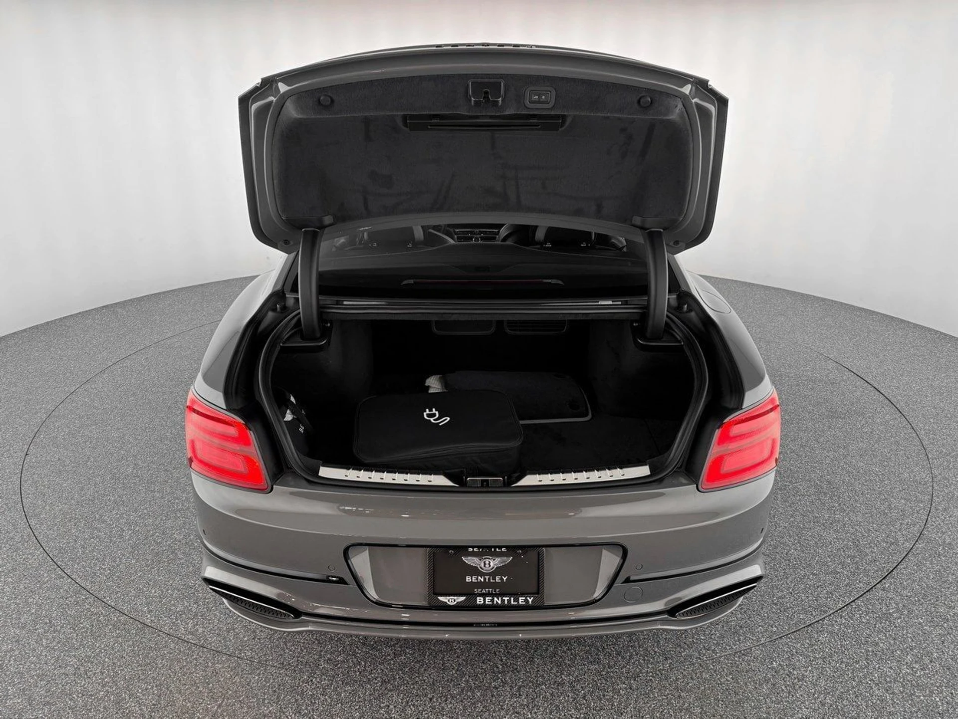 mph042_923501181_f3806f7f011322ca1a077e460070d1f5x_c083d62e68