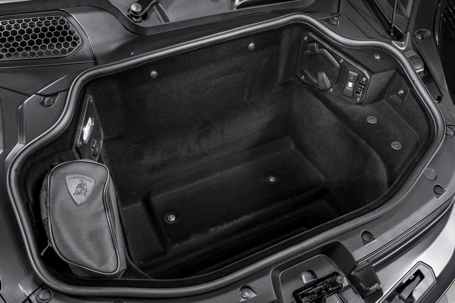 mph042_924397652_b1966d3deec5e0bed21ace54f3f6b01ax_abd59874e3