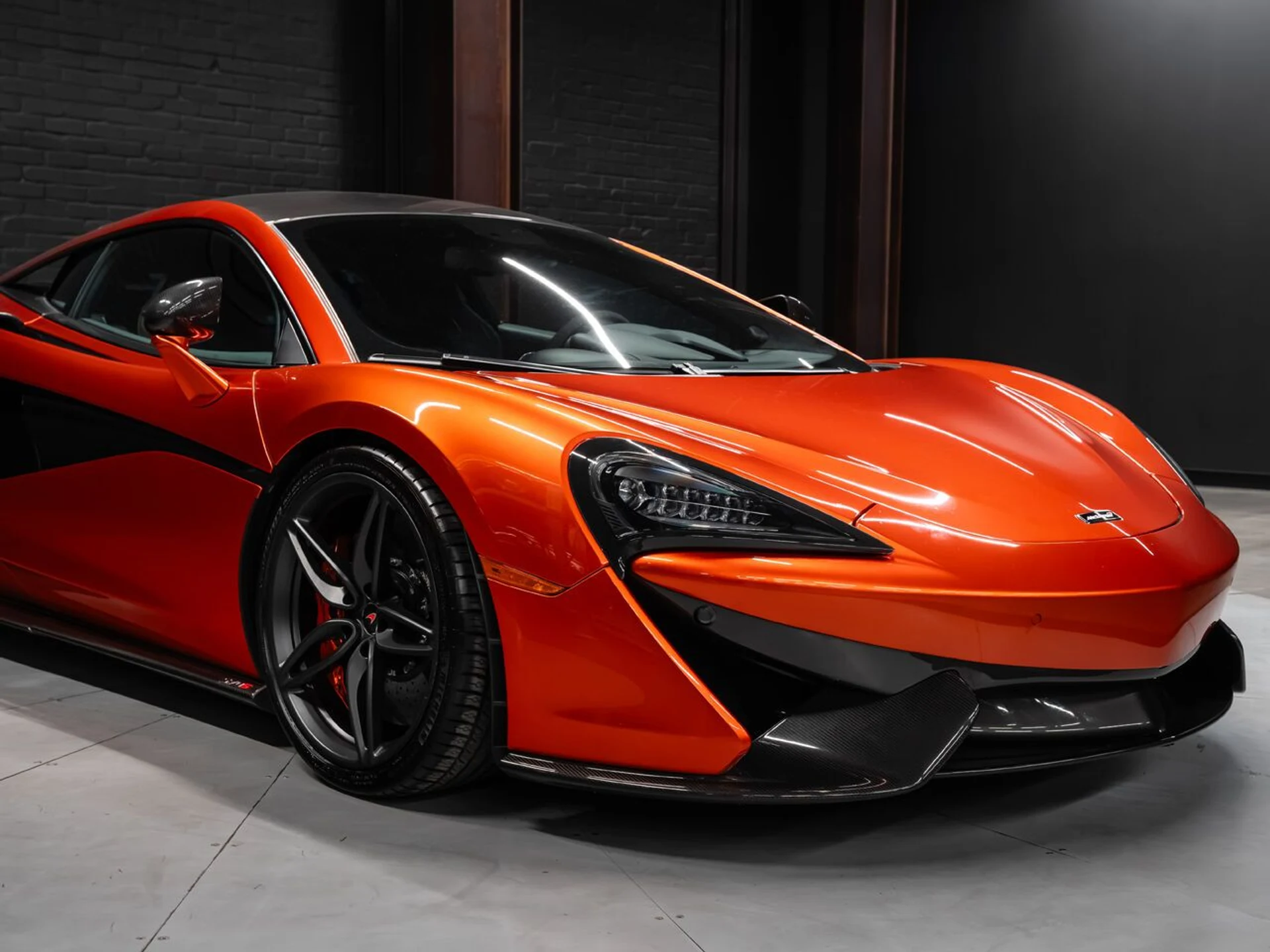 mph042_927338068_mclaren_570s_2017_e50499ea4d