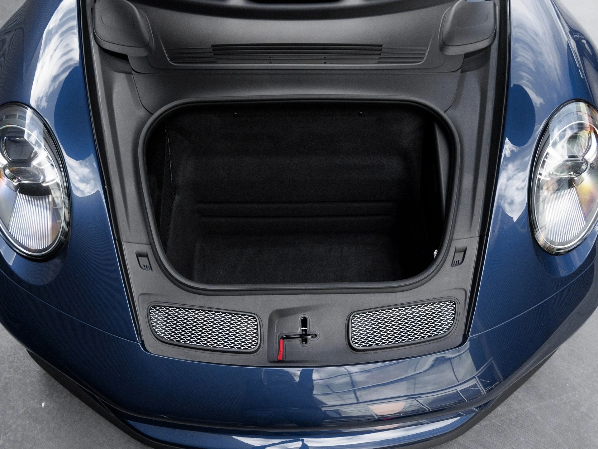 mph042_929490769_43_dc53f88d22