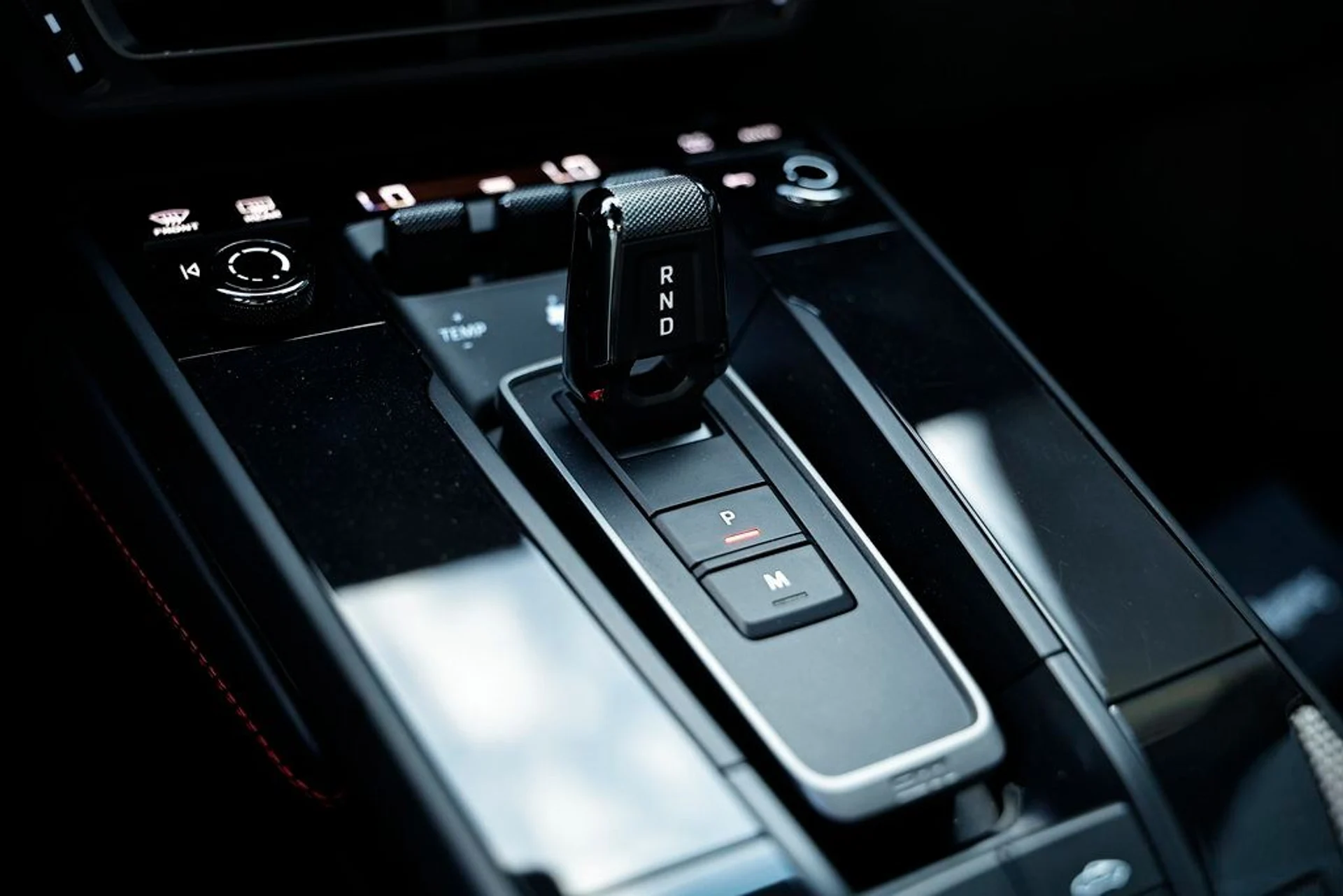 mph042_944260911_46bfd1b577f79684c6eb75db32b0839e_5745f1db55