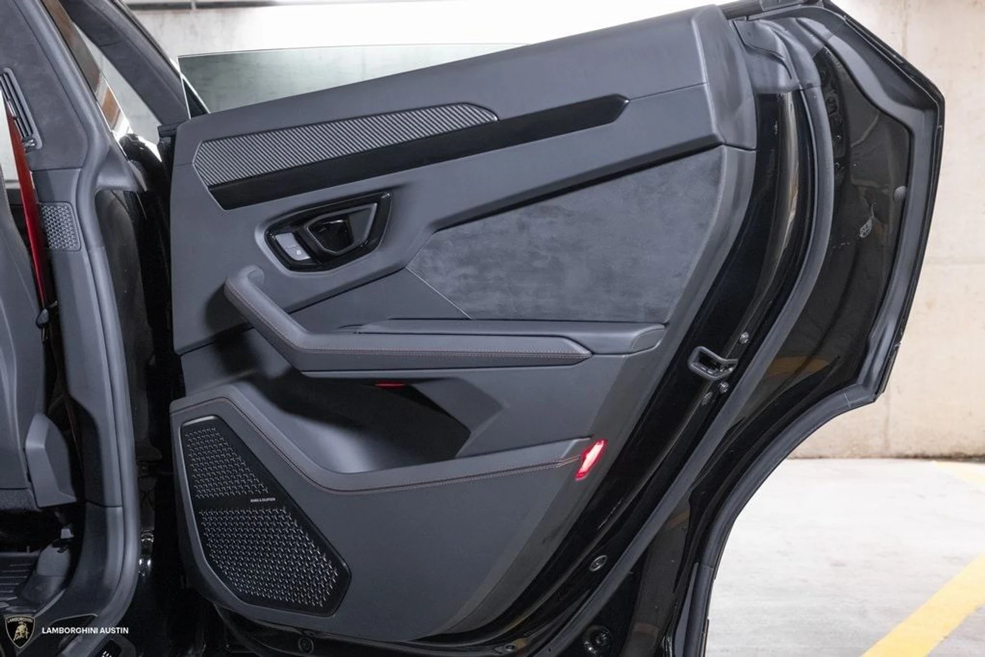 mph042_972094544_84f6ccd2edcddbbbeacd6da8e53e14e3x_dfdb610205