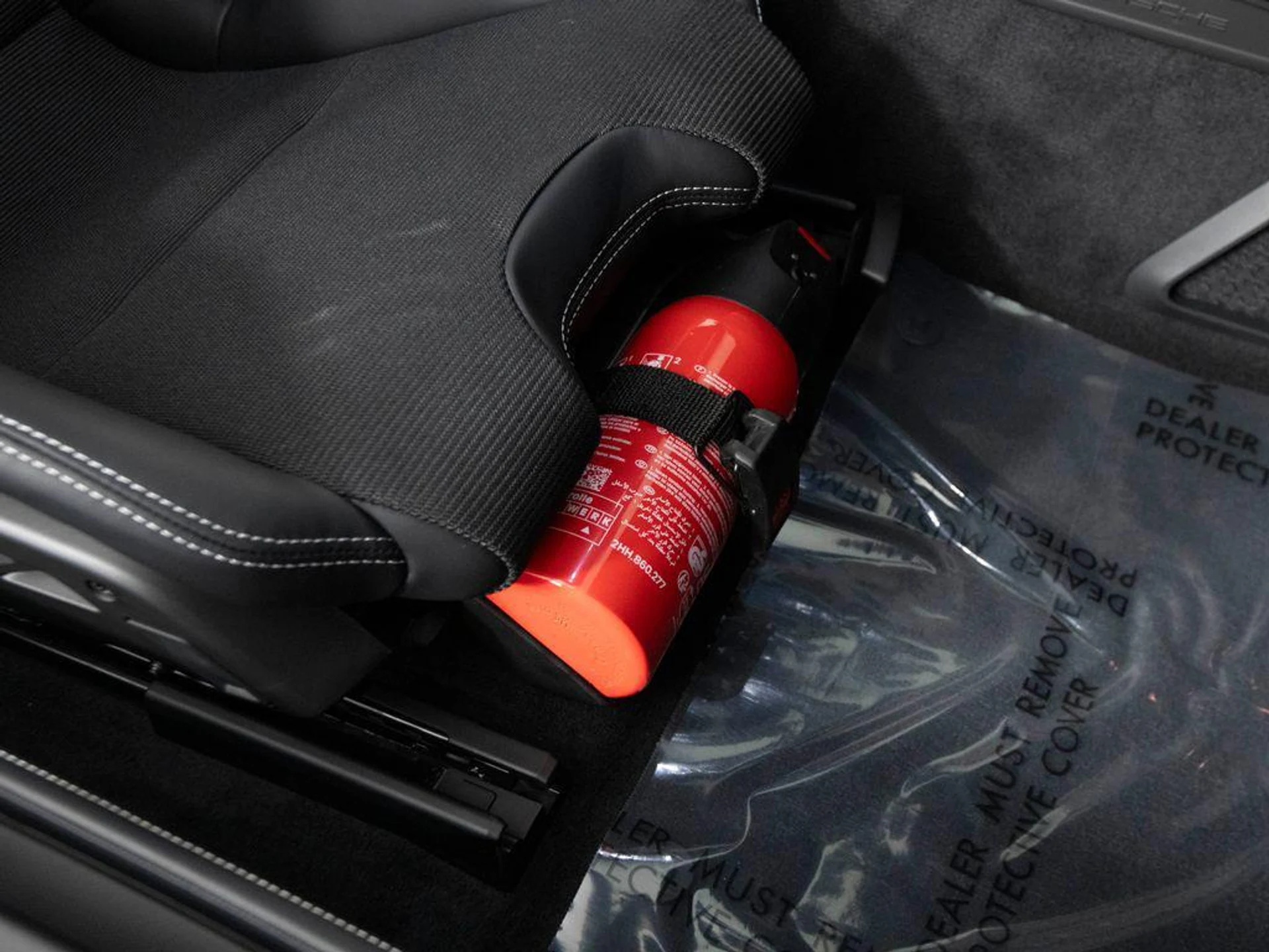 mph042_978370381_Rmr_VHBUBW_Ql_T6_JN_9gd_Zxh6_Xa_Wx_Q_39ea4ad828