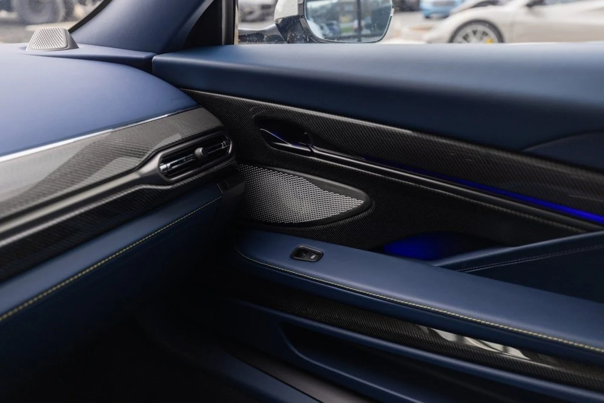 mph042_980308852_33764eb9be7d66150cf18efb4cc06c00x_5875380fcb