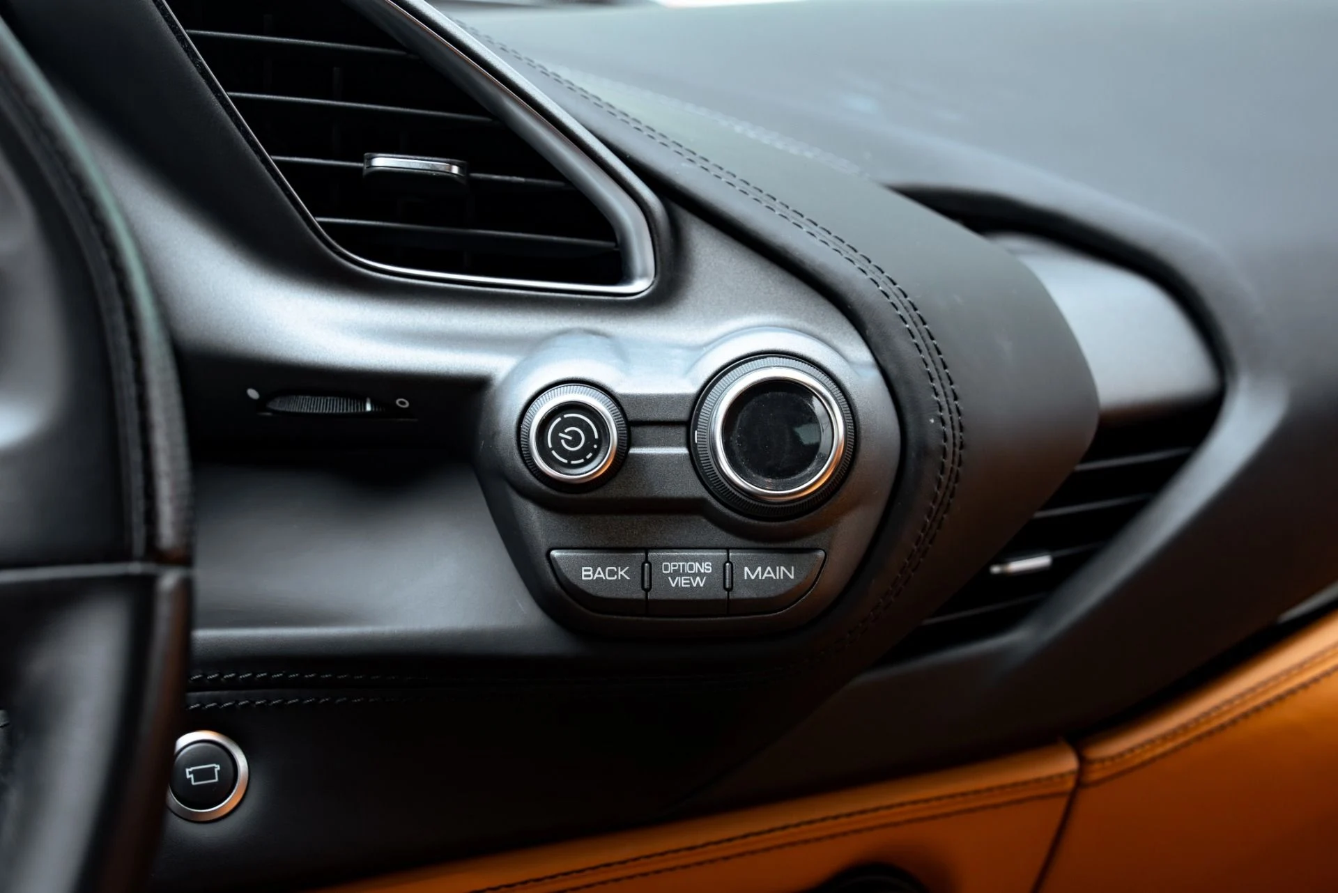 mph042_982994771_Used_2018_Ferrari_488_GTB_1776815773_d147c09c1b