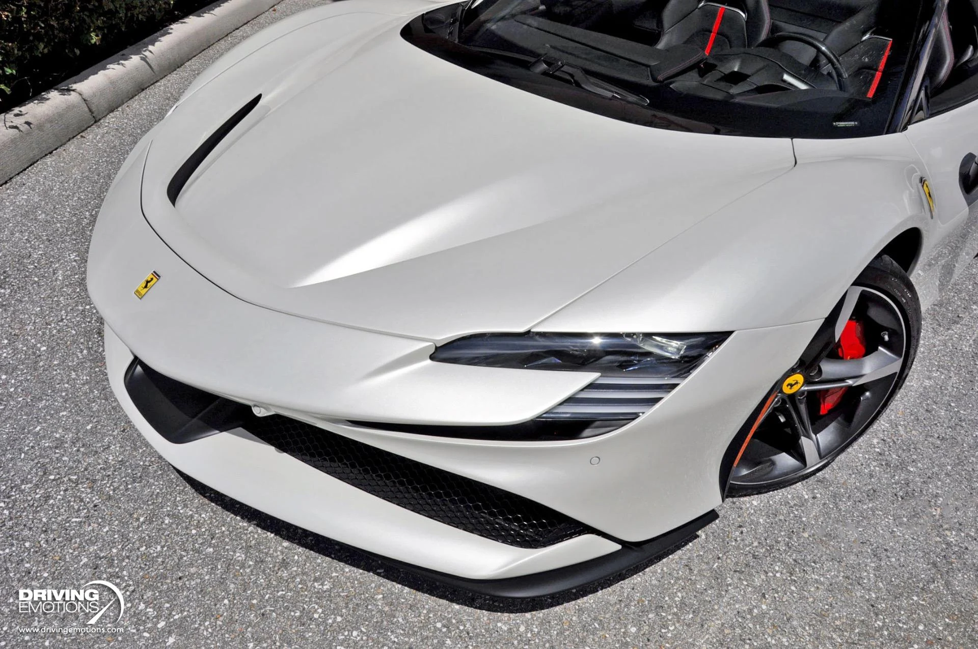 mph042_999176309_859_p43_l_a1dcc0ca98