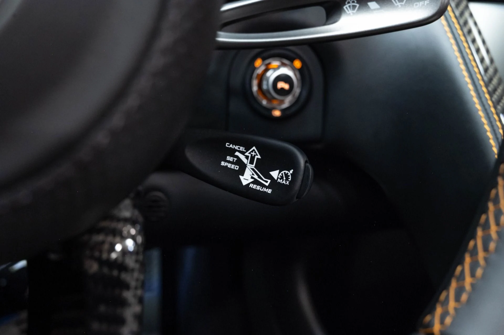 mph043_102227009_Used_2015_Mc_Laren_650_S_Spider_1784647983_080cfd46f3