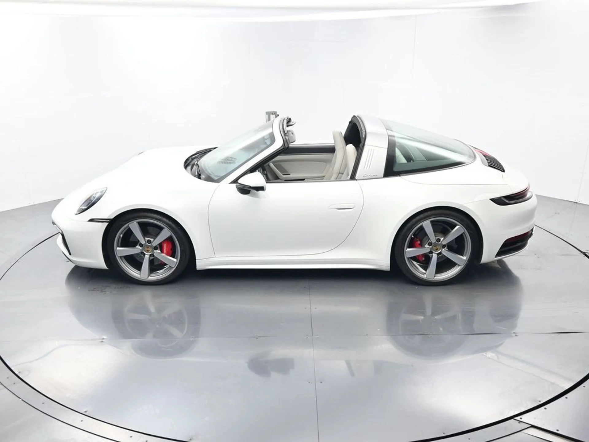 mph043_105350207_b30e6581baf96bea087ef3f8b5c707f8_d3e6a60965