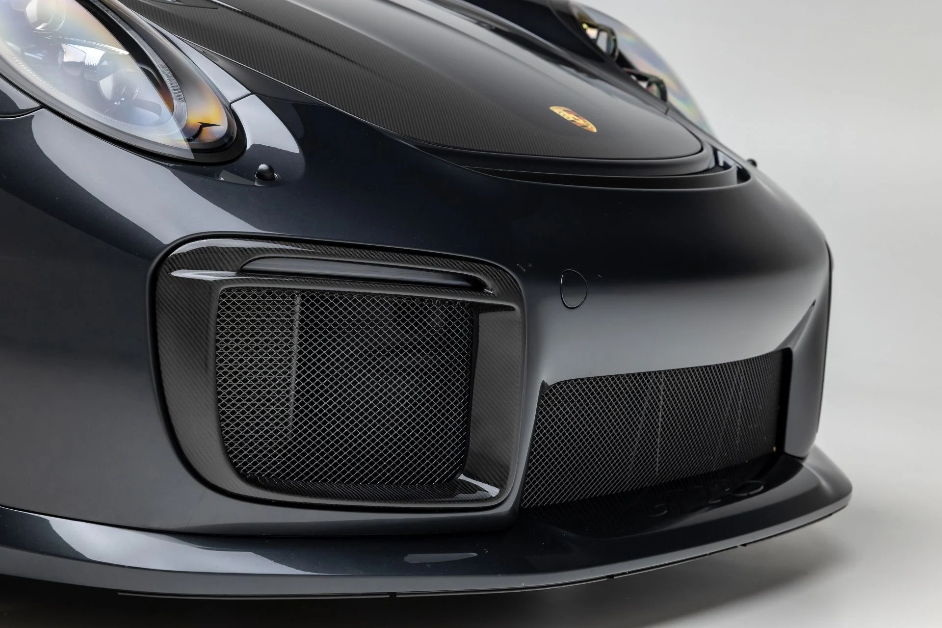 mph043_1060679704_11865_p44_l_04c20538f2