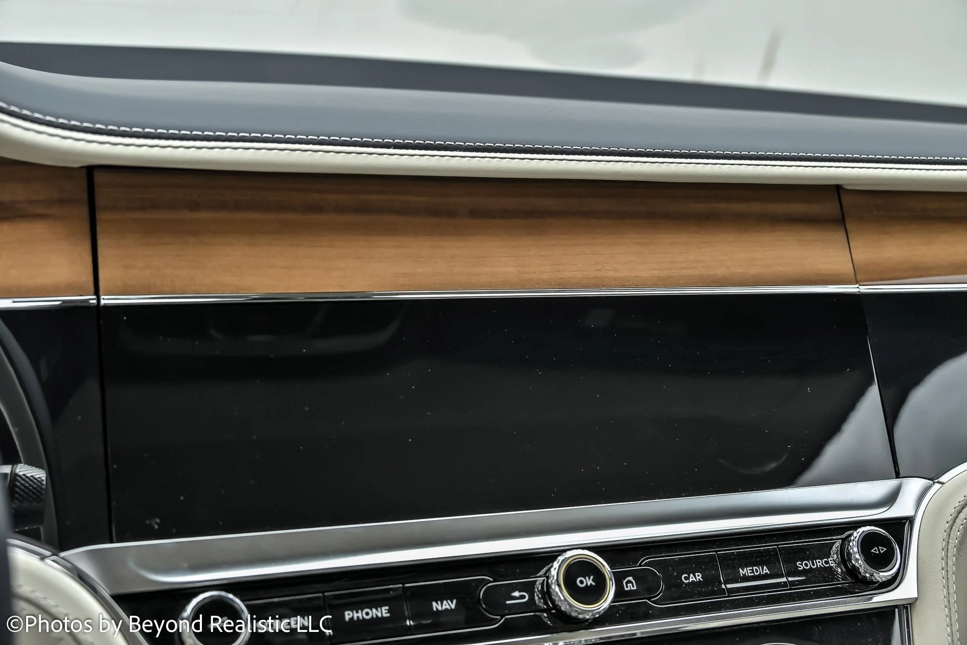 mph043_1065623313_Used_2024_Bentley_Continental_GT_Azure_Convertible_1761724805_5c3130f2c8