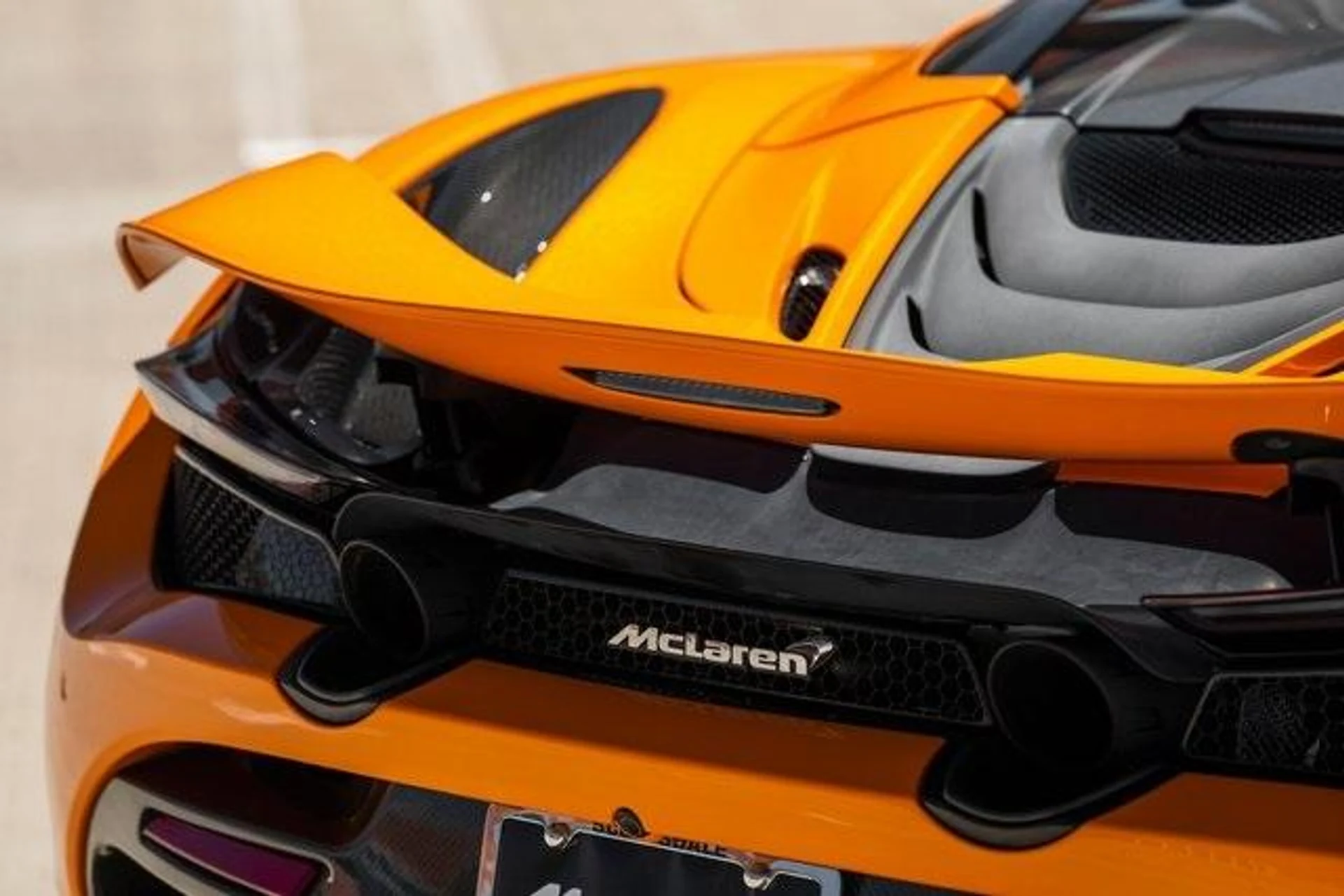 mph043_1069921278_Used_2019_MCLAREN_720_S_Spider_Performance_1620459170_81e6105b33