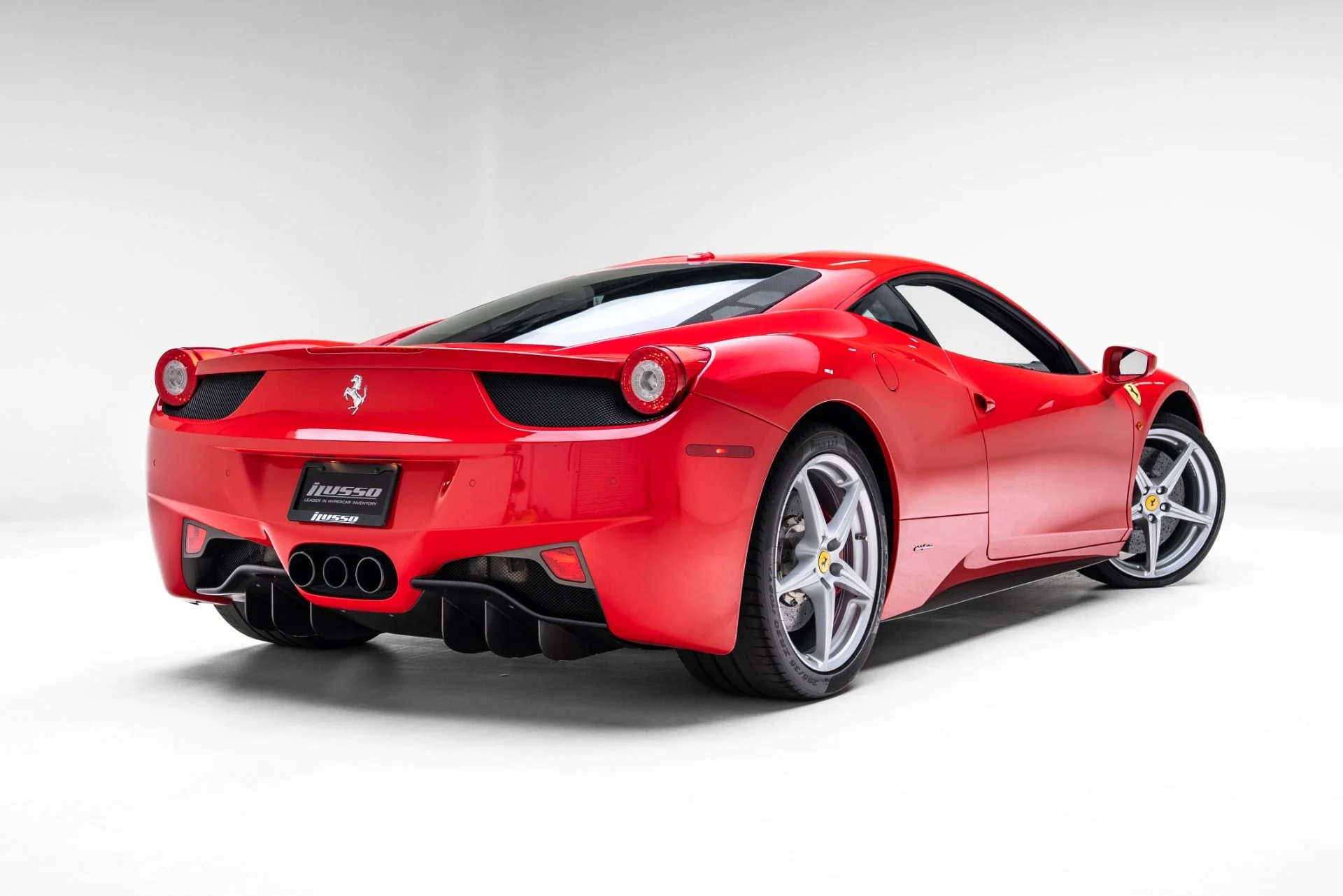 mph043_1074169883_Used_2012_Ferrari_458_Italia_1774895265_bba17bf3e1