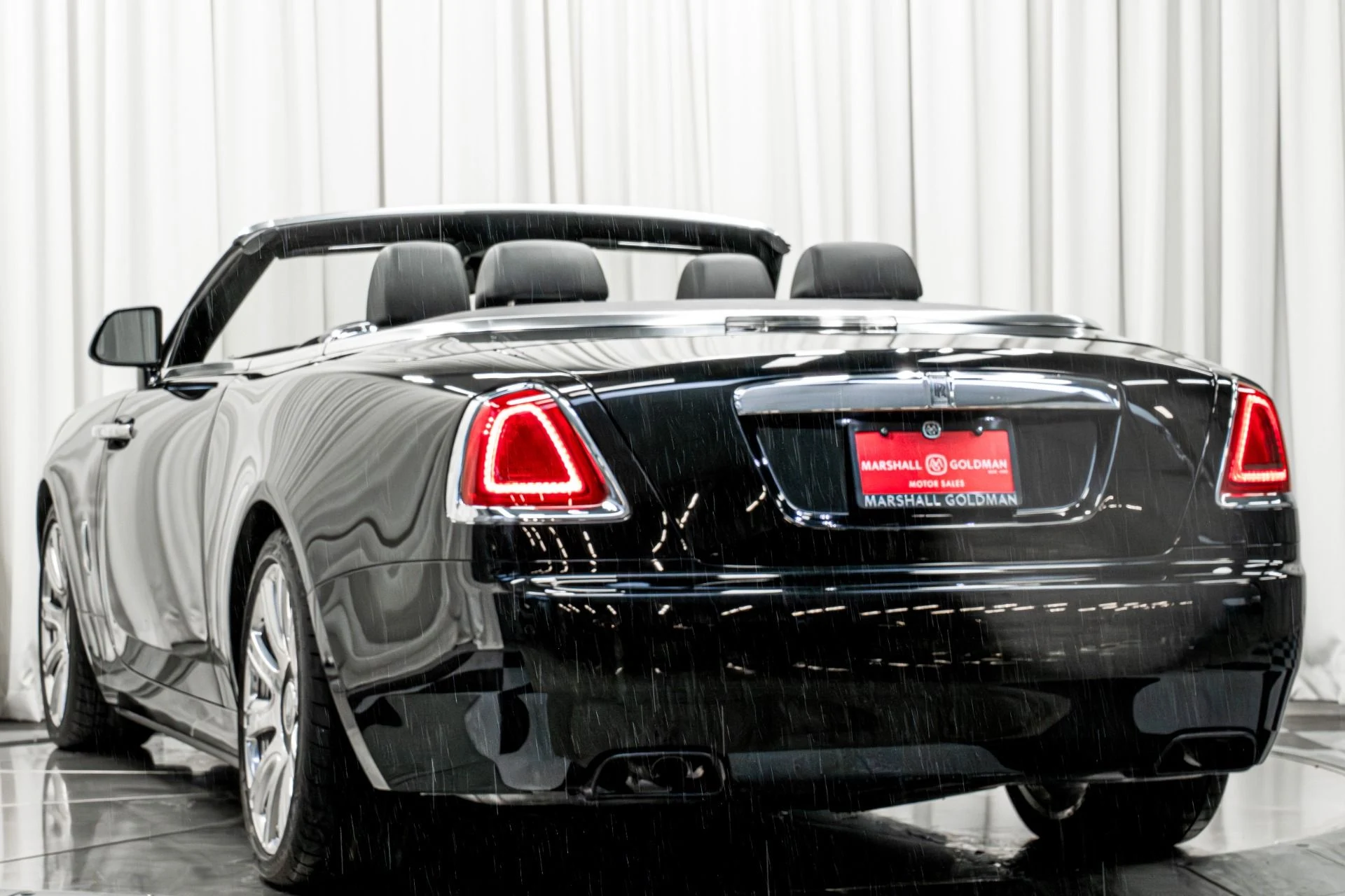 mph043_1083307858_Used_2017_Rolls_Royce_Dawn_Full_Polish_Wheels_Contrast_Stitching_and_Piping_Low_Miles_1764715069_e5962fb6e8