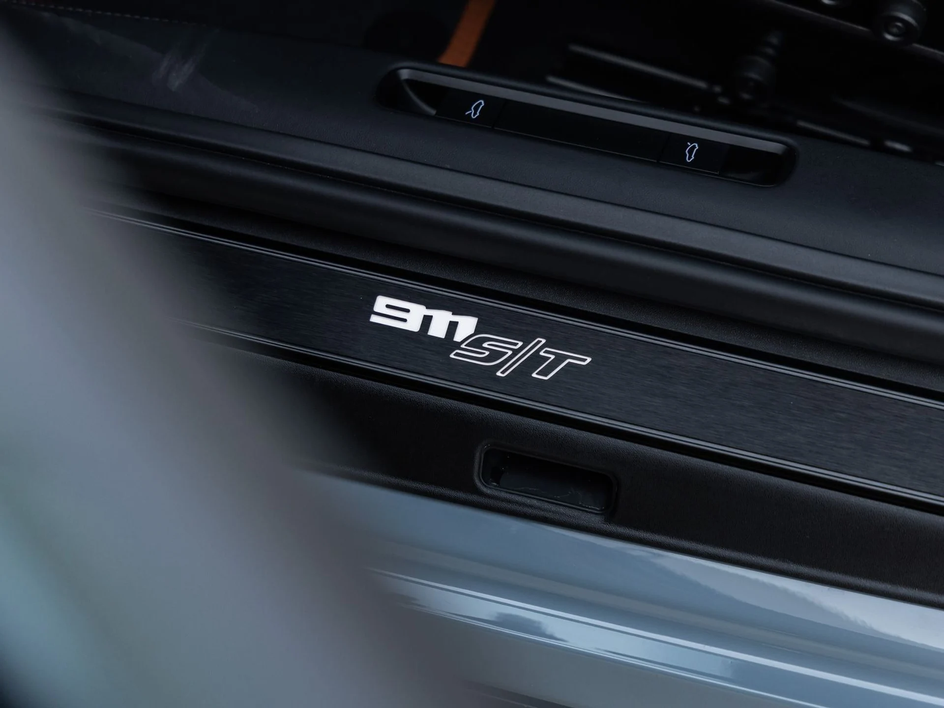 mph043_1088433245_44_3d4c9b96f4