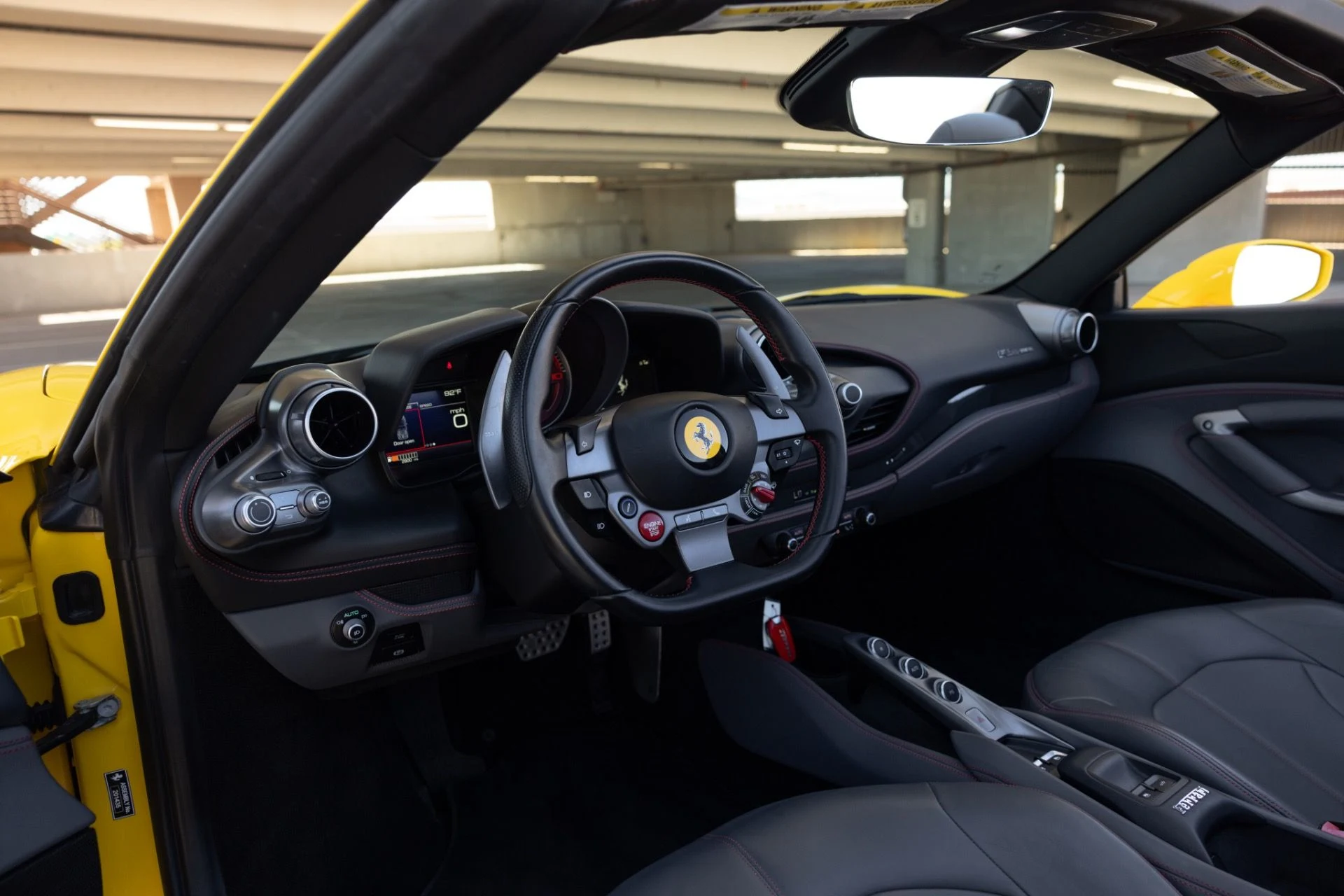 mph043_1089185020_Used_2022_Ferrari_F8_Spider_1790977692_04c61002eb