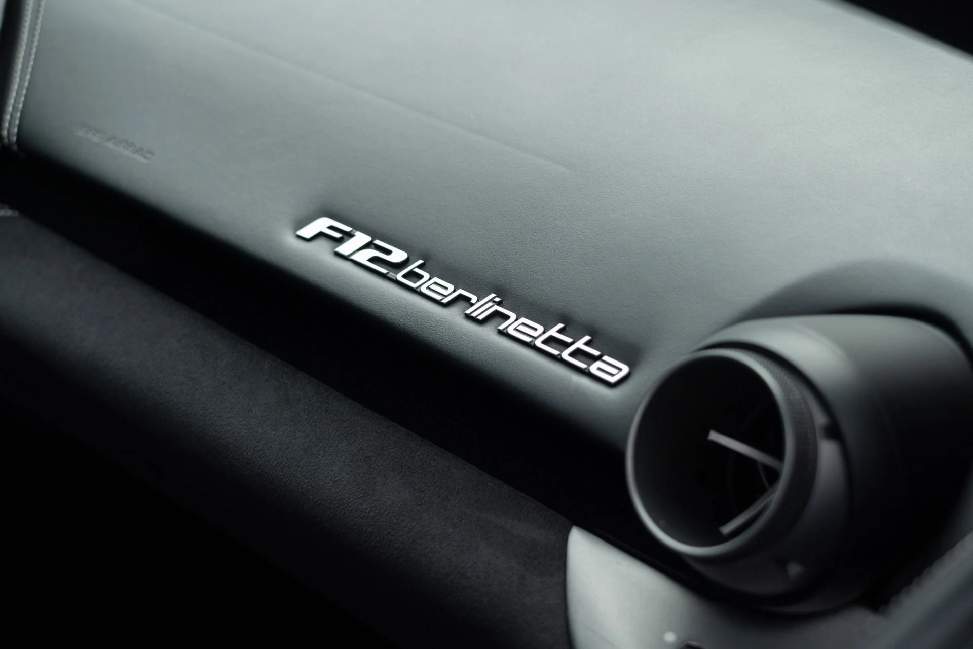mph043_1100606395_Used_2014_Ferrari_F12berlinetta_1756490493_1fc1195e2e